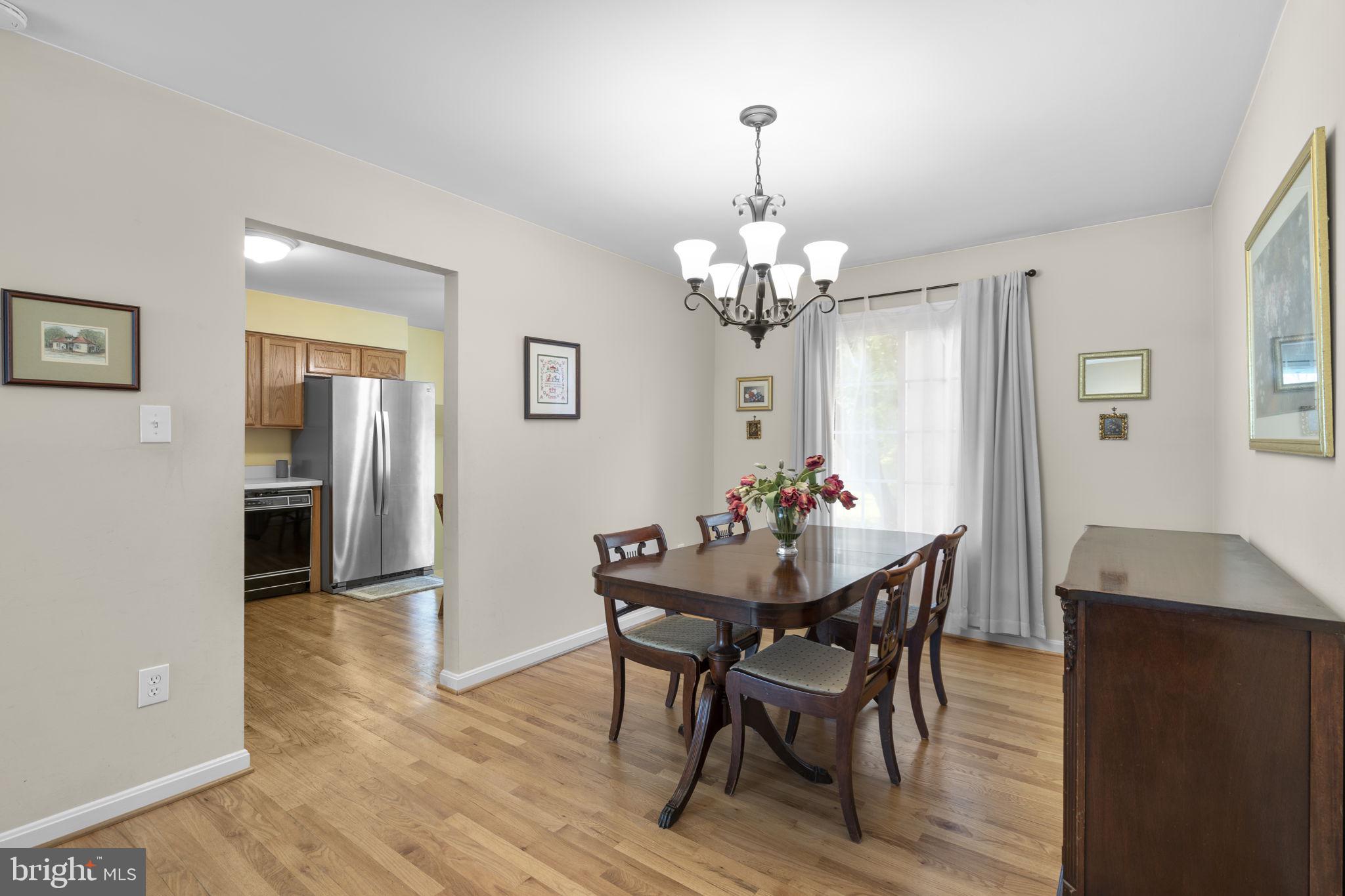 BROOKVILLE KNOLLS - Residential