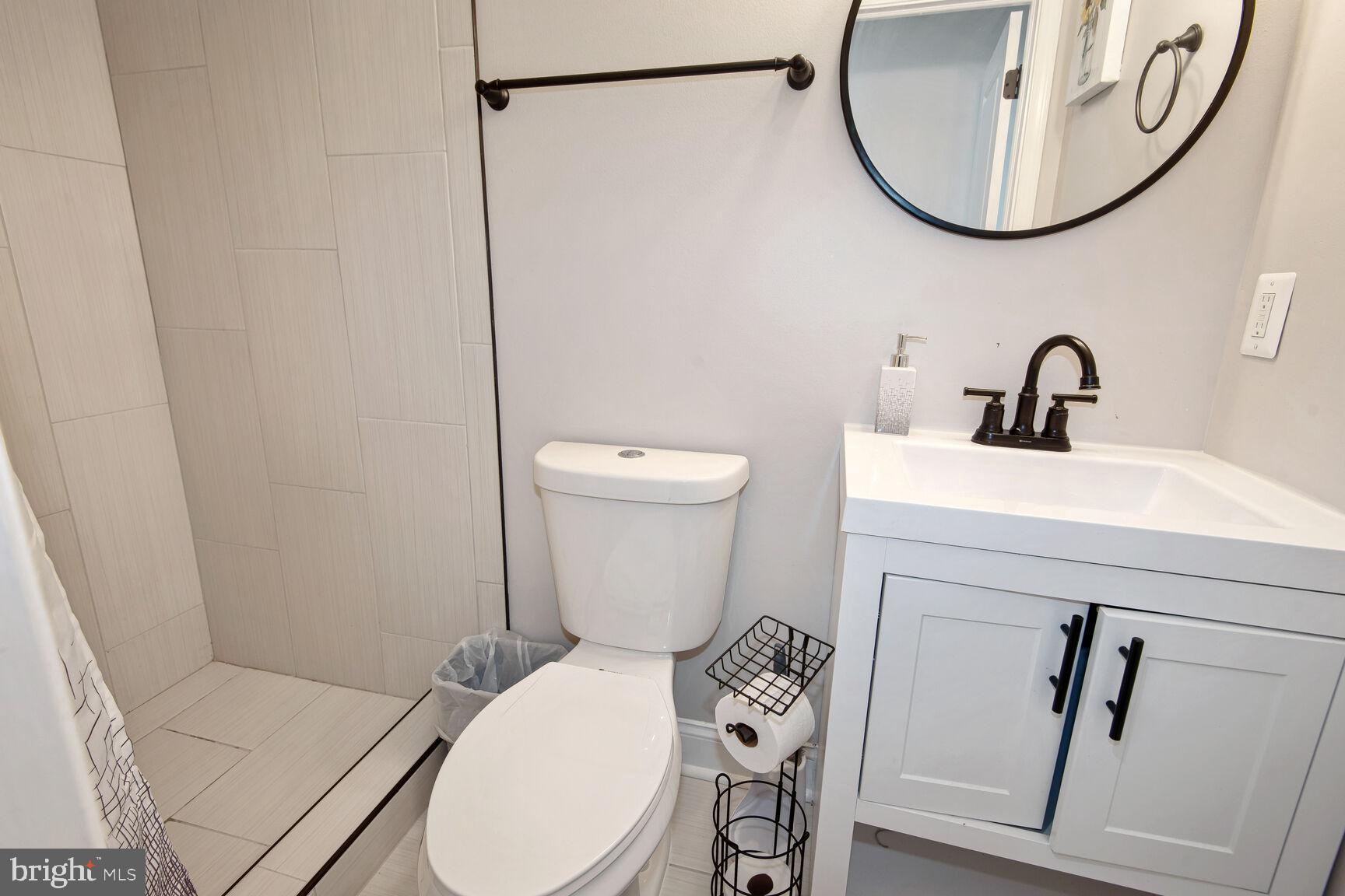 MILTON-MONTFORD - Residential Lease