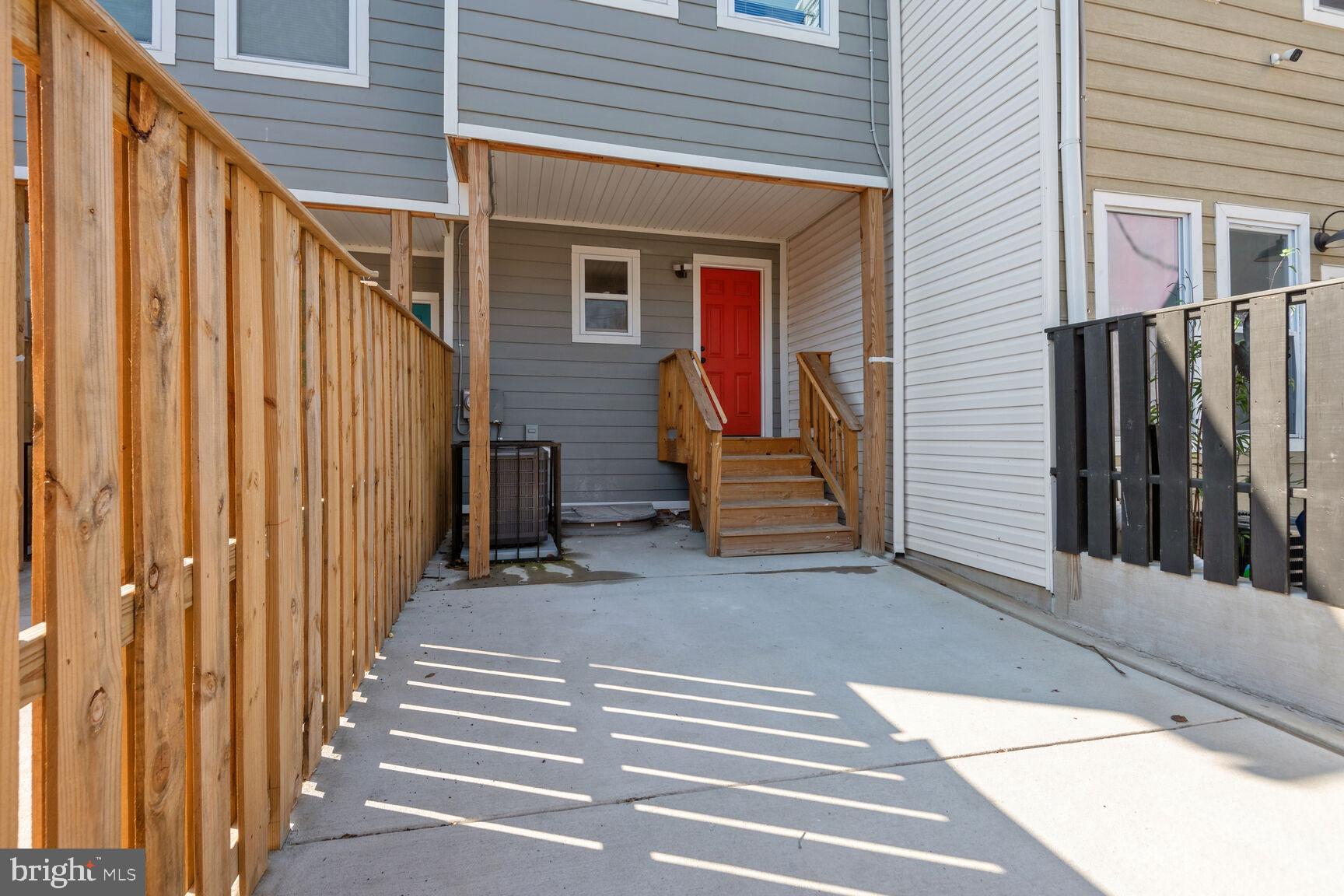 MILTON-MONTFORD - Residential Lease