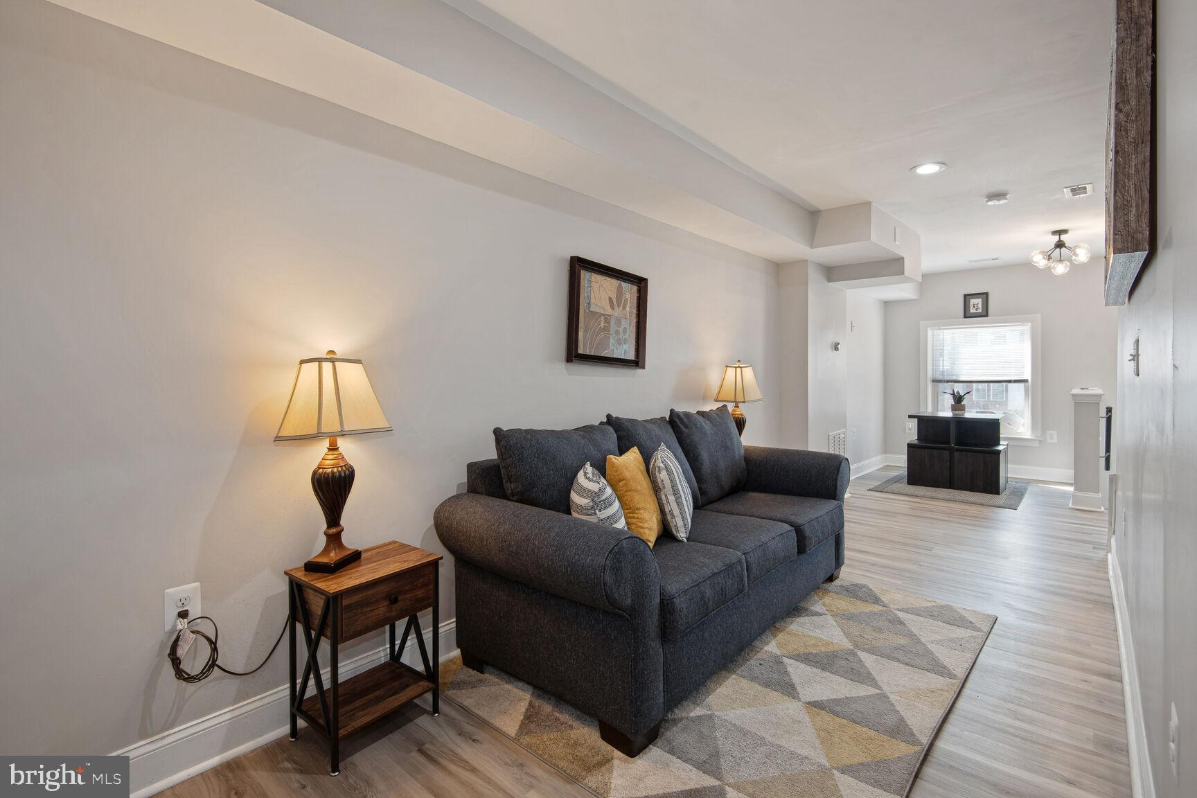 MILTON-MONTFORD - Residential Lease