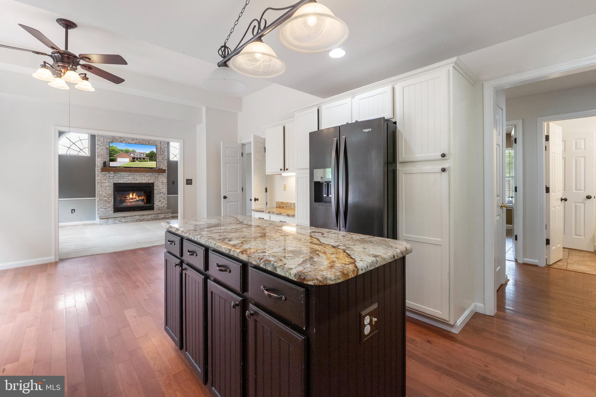 BELLA VISTA - Residential