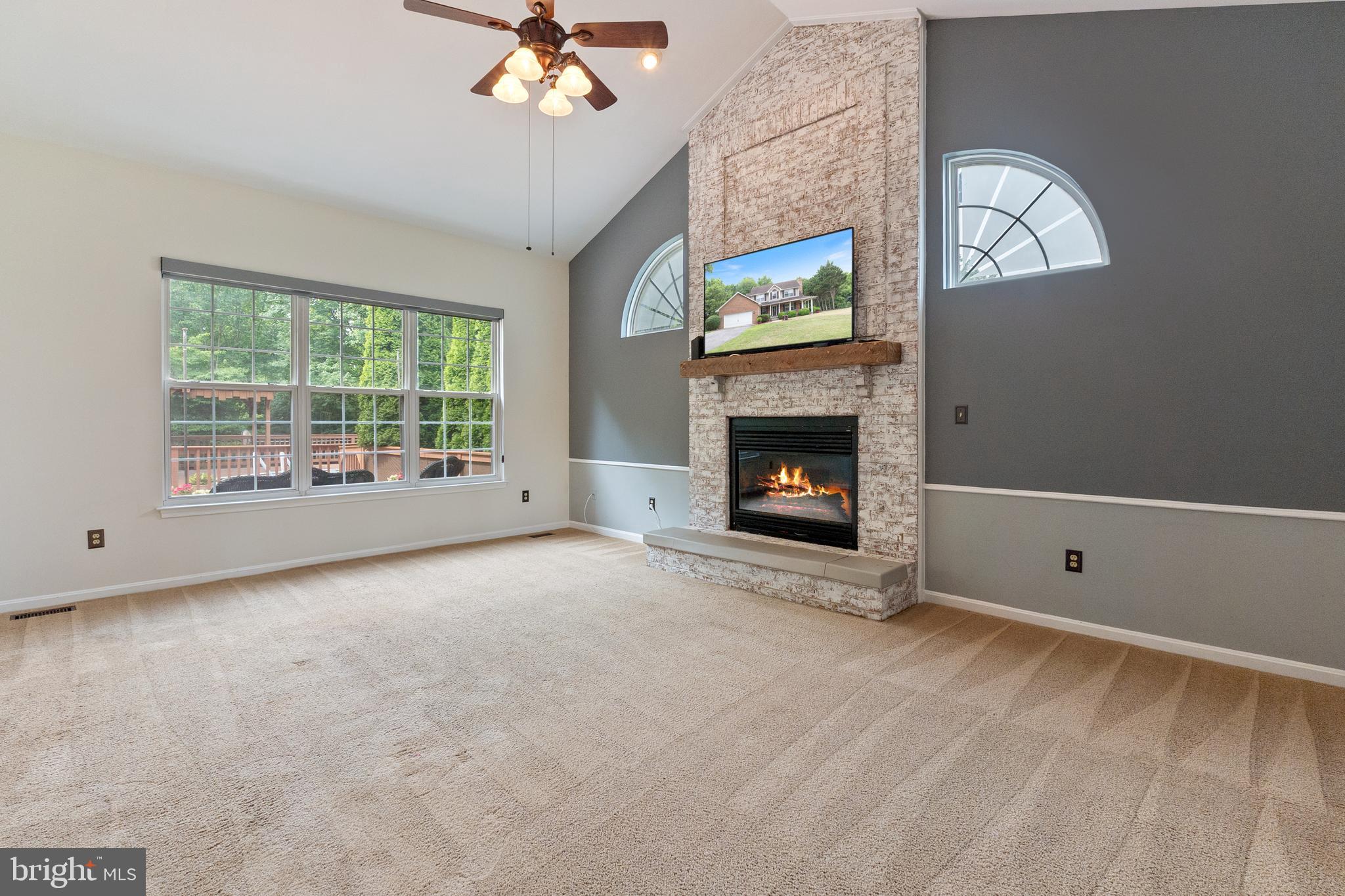 BELLA VISTA - Residential