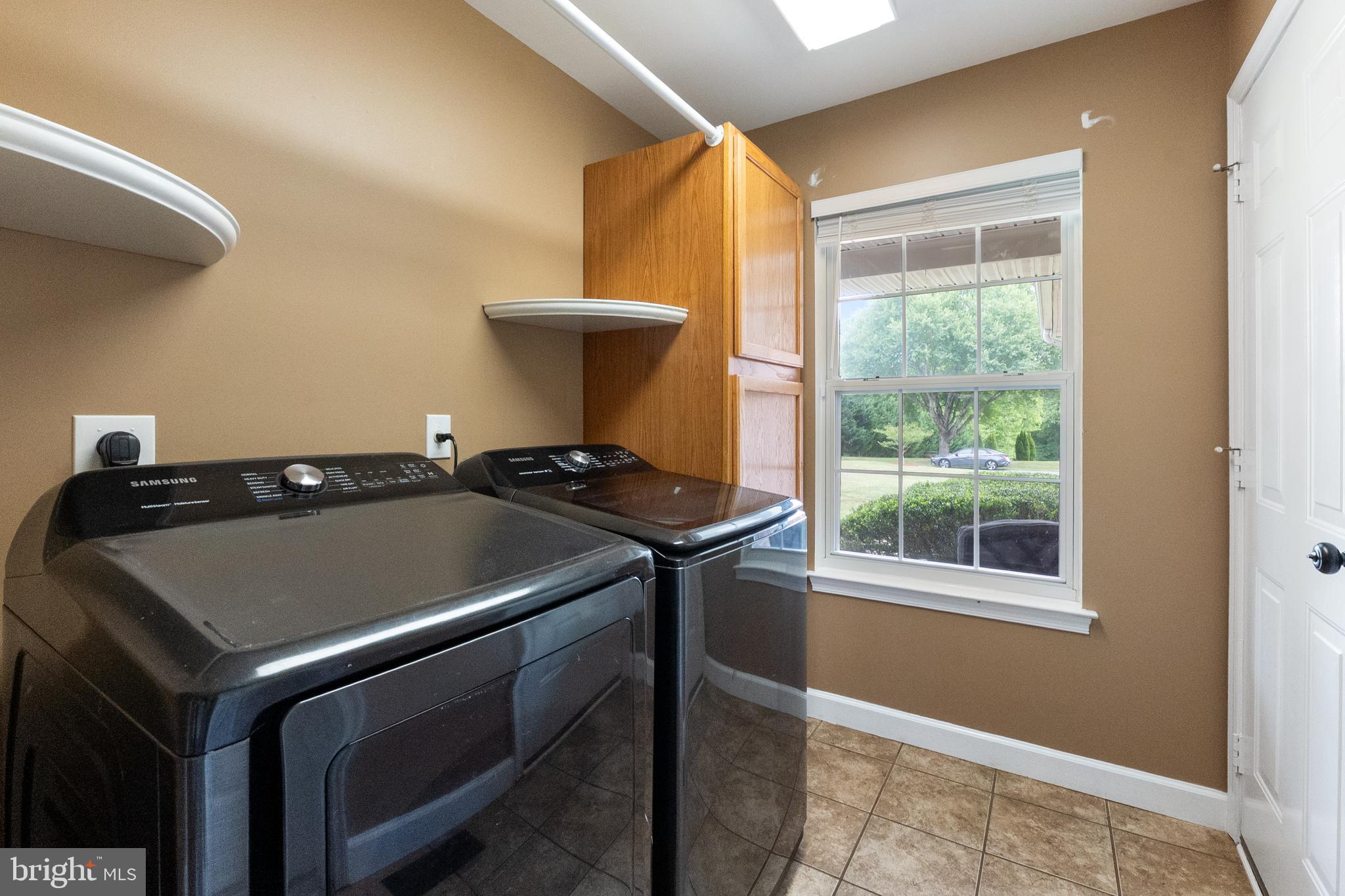BELLA VISTA - Residential