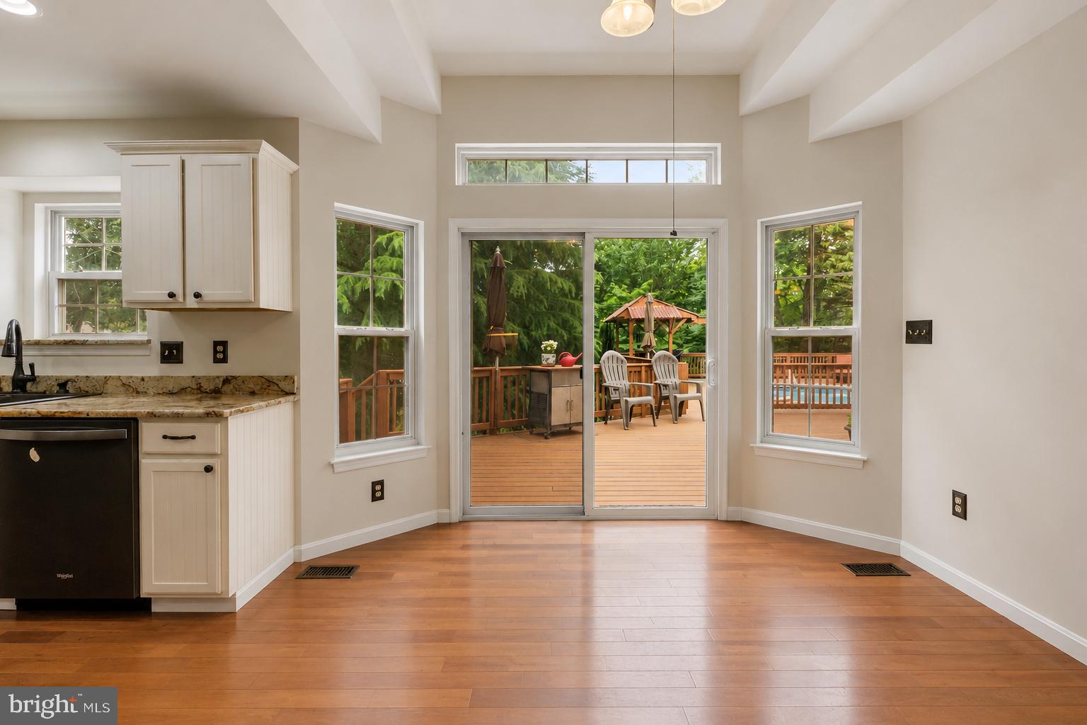BELLA VISTA - Residential