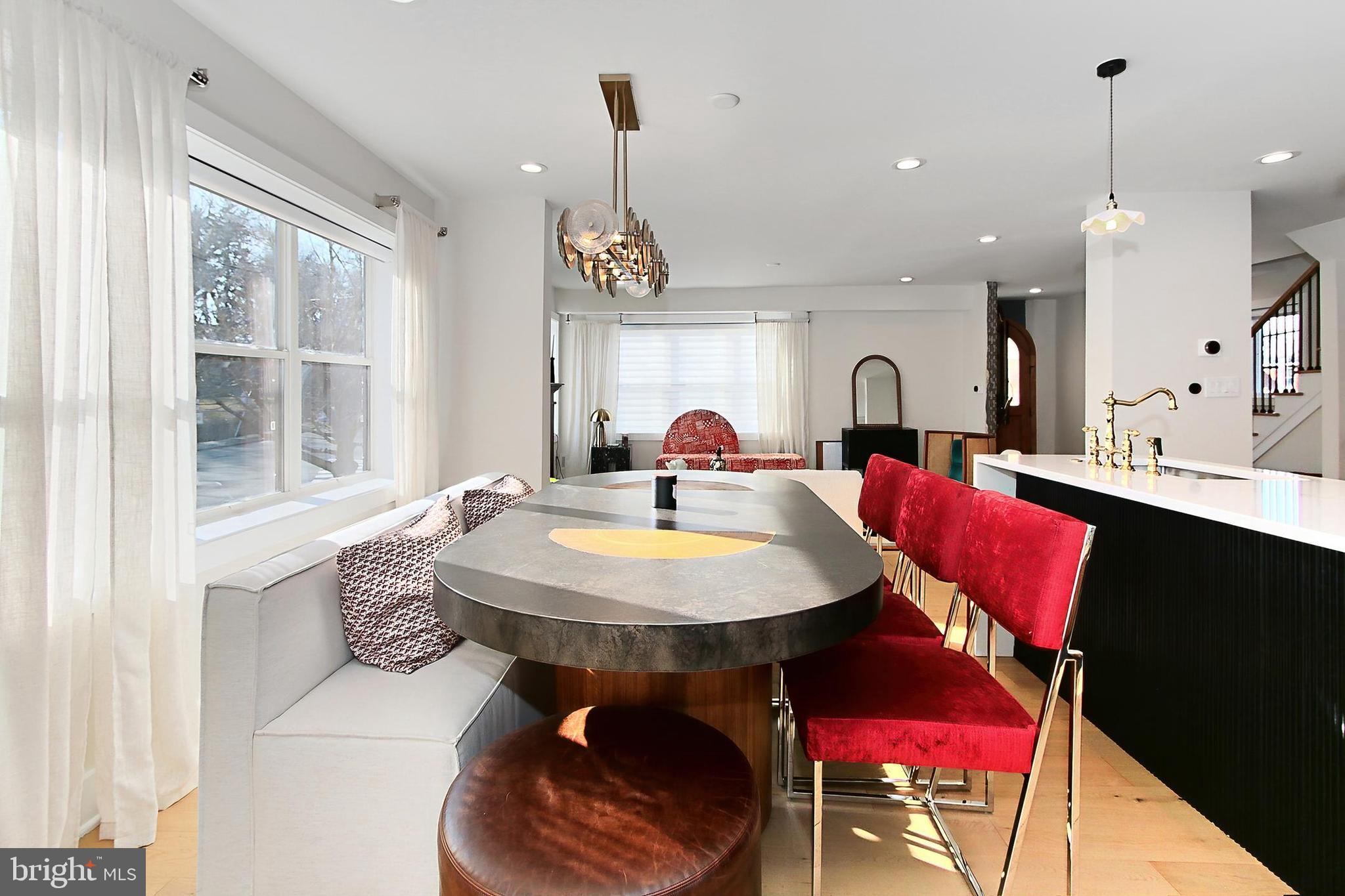 WAYCROFT - WOODLAWN - Residential