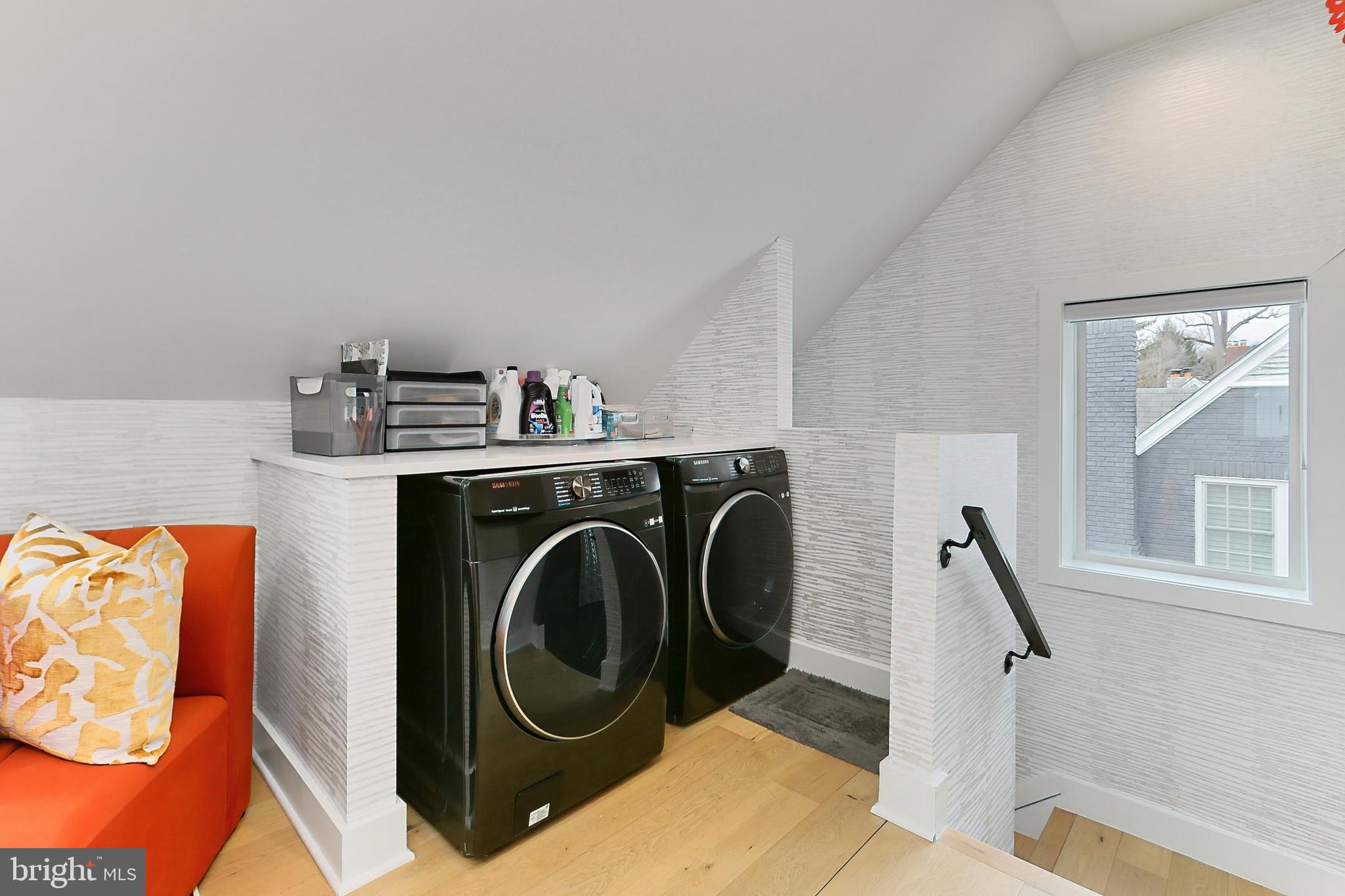 WAYCROFT - WOODLAWN - Residential