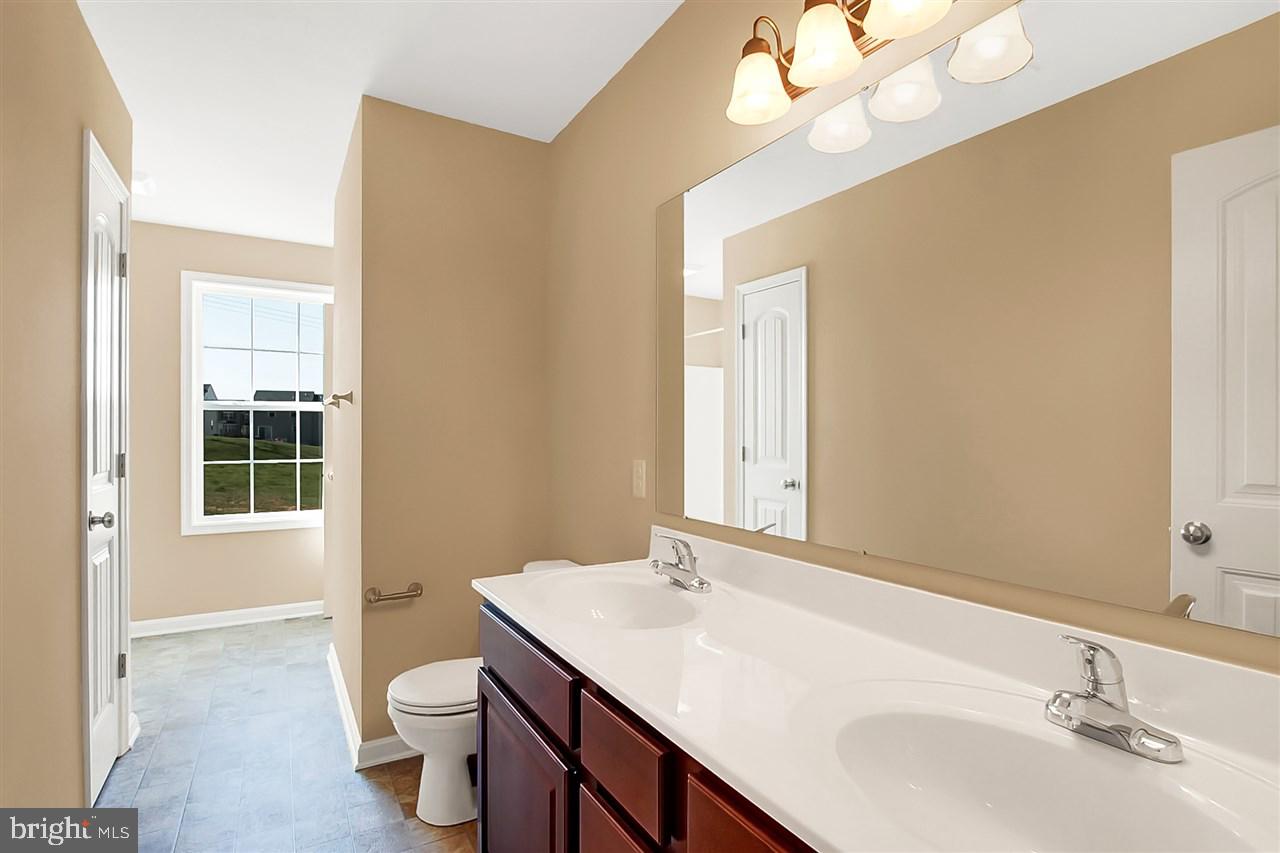 CHAPEL RIDGE - Residential