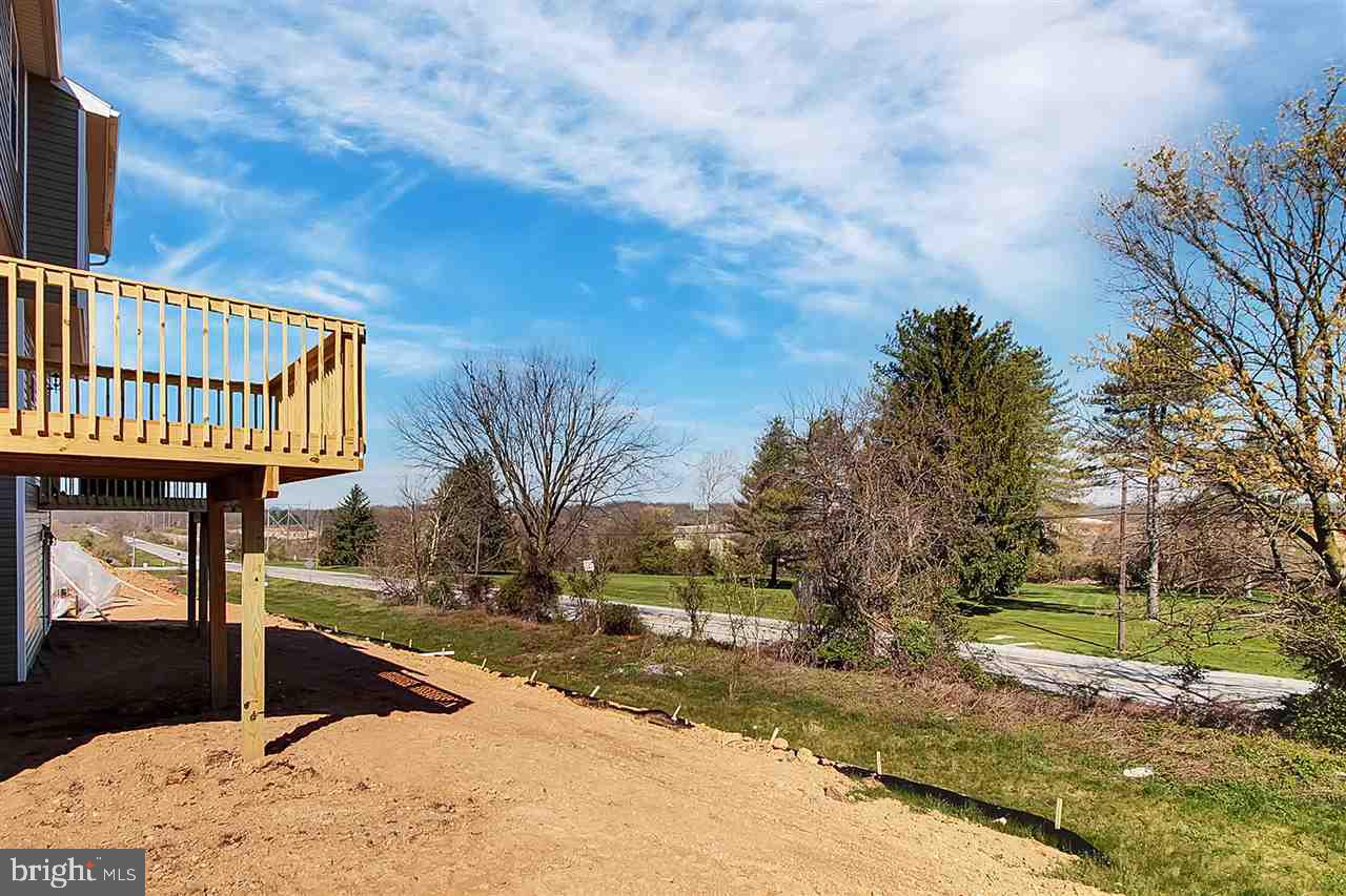 CHAPEL RIDGE - Residential