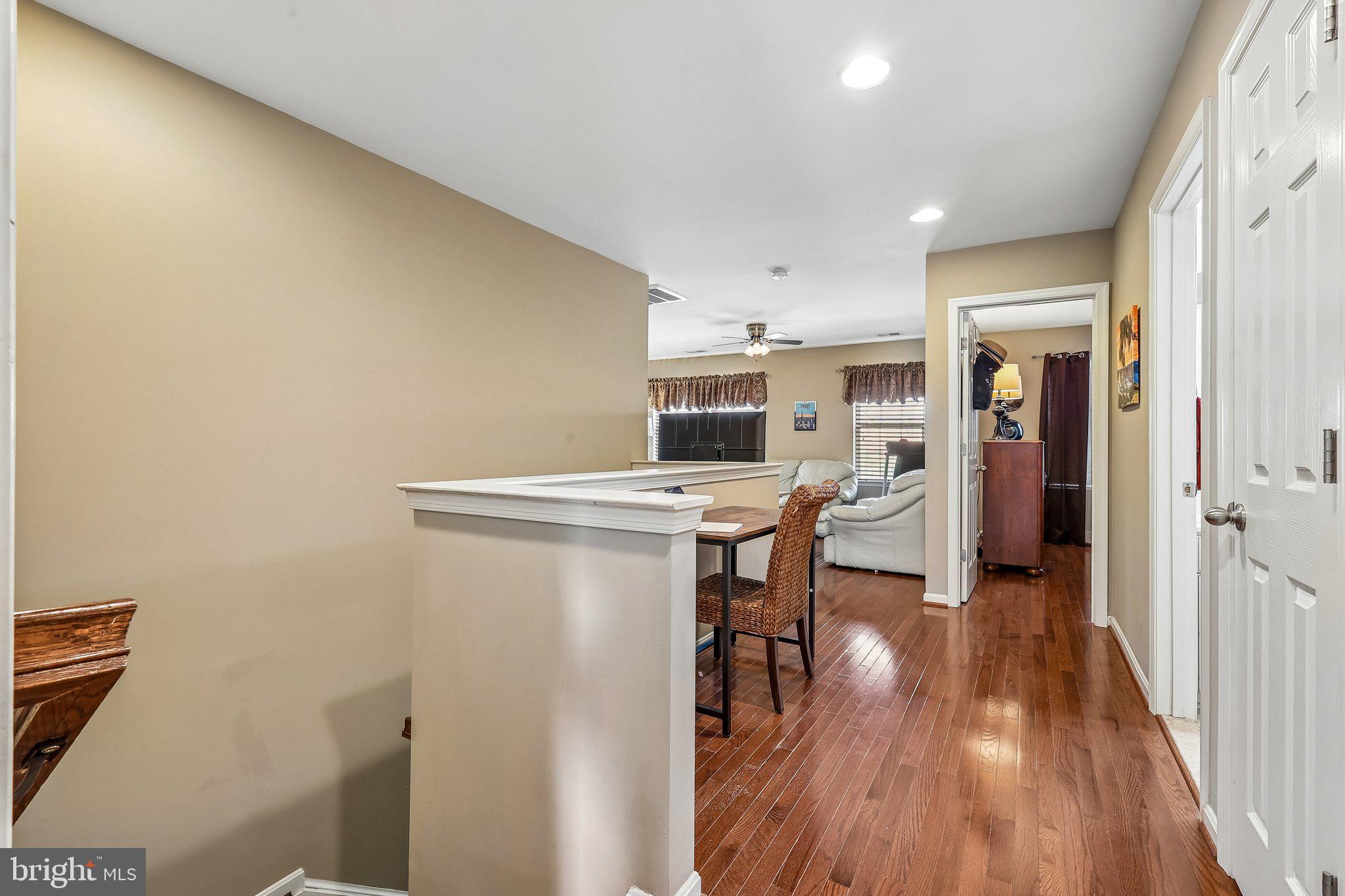 MADISON CRESCENT - Residential