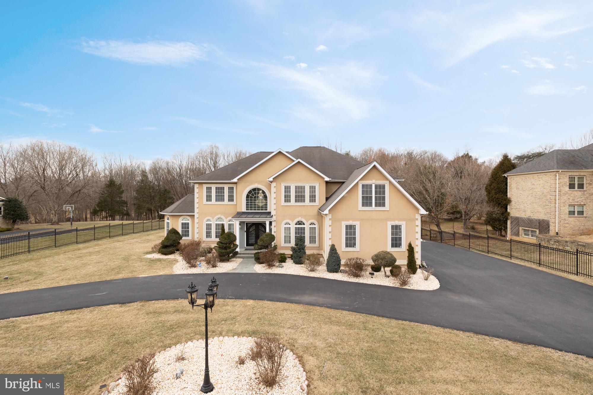 STONEY CREEK ESTATES - Residential