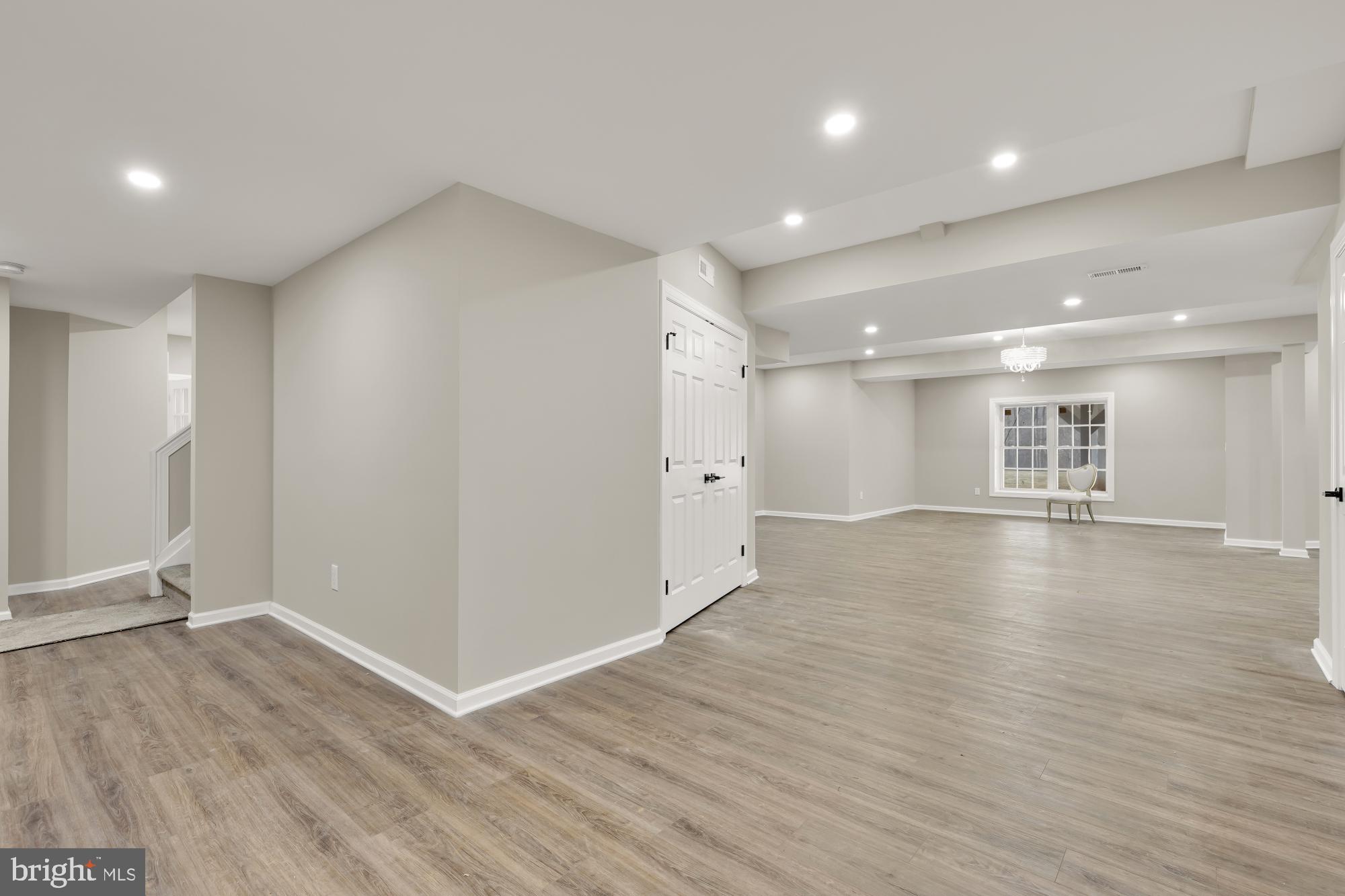 STONEY CREEK ESTATES - Residential