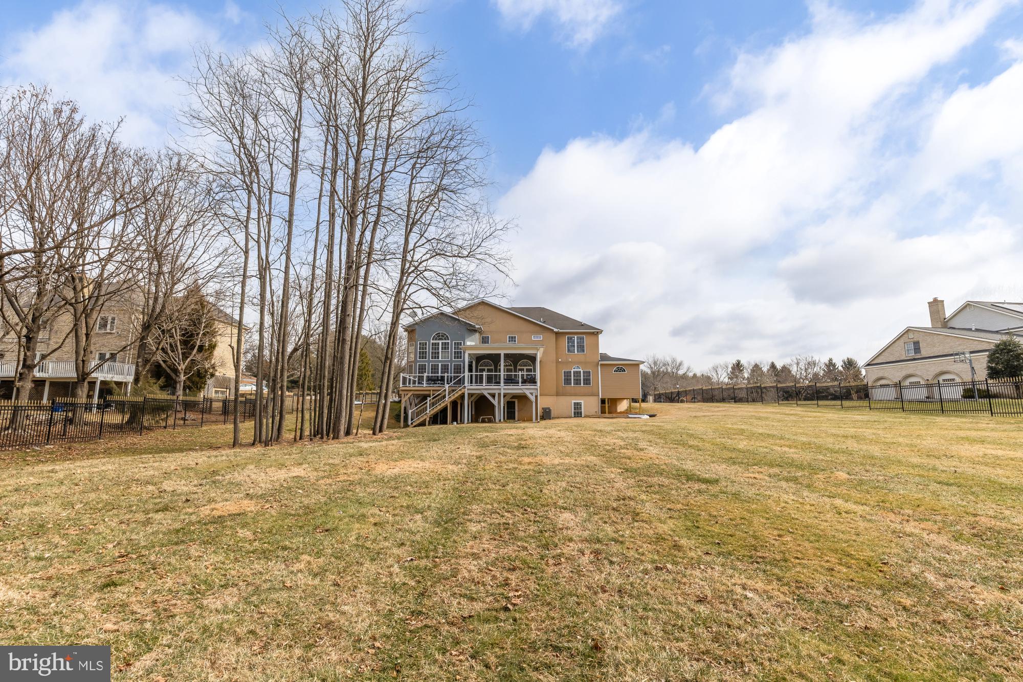 STONEY CREEK ESTATES - Residential