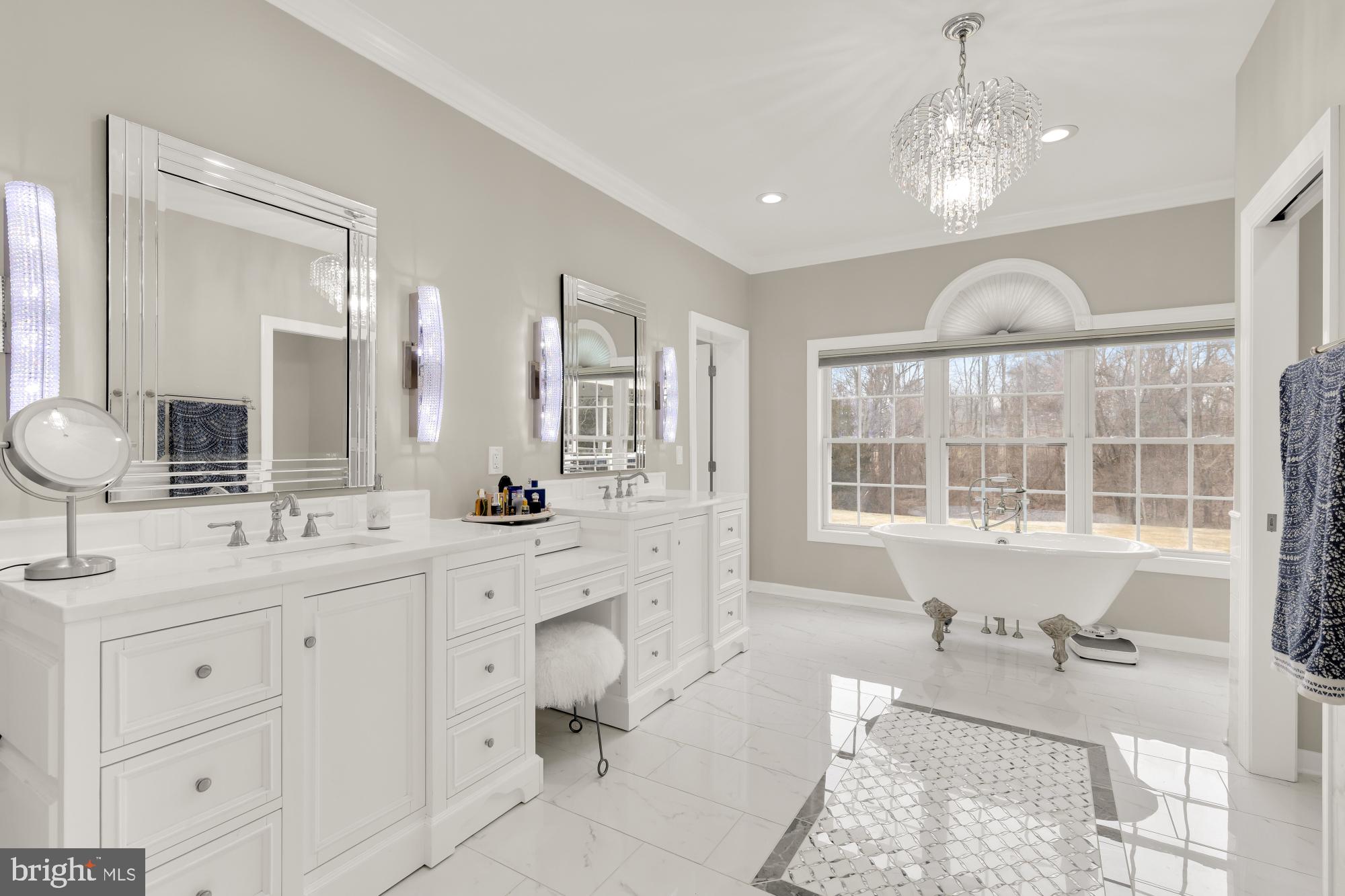 STONEY CREEK ESTATES - Residential