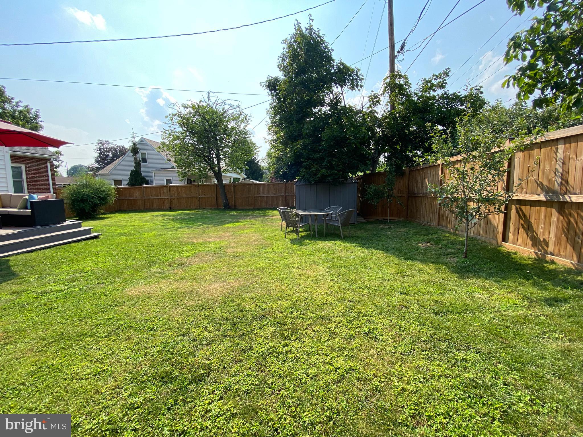 DOWNTOWN - Residential Lease