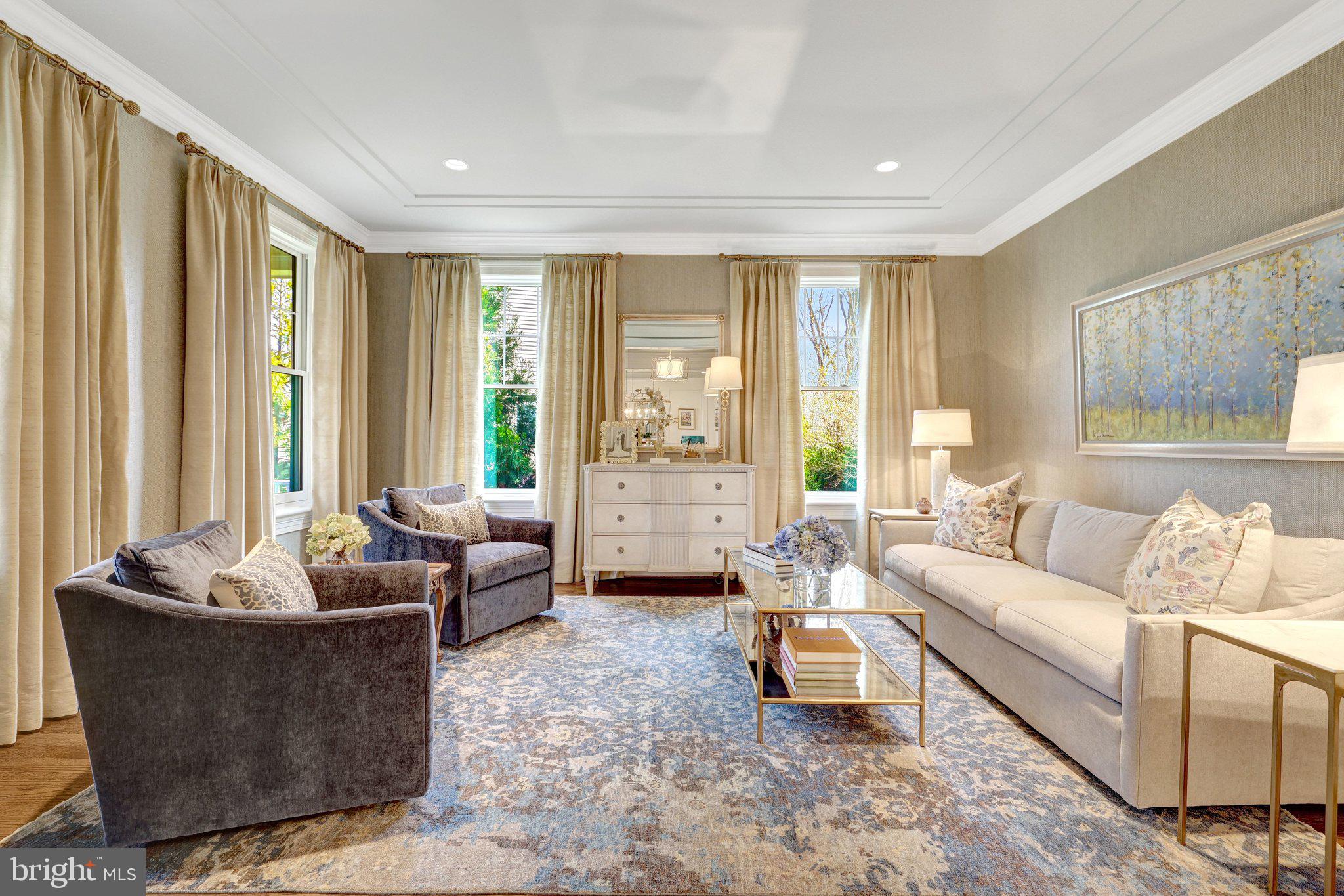 RIVER OAKS - Residential