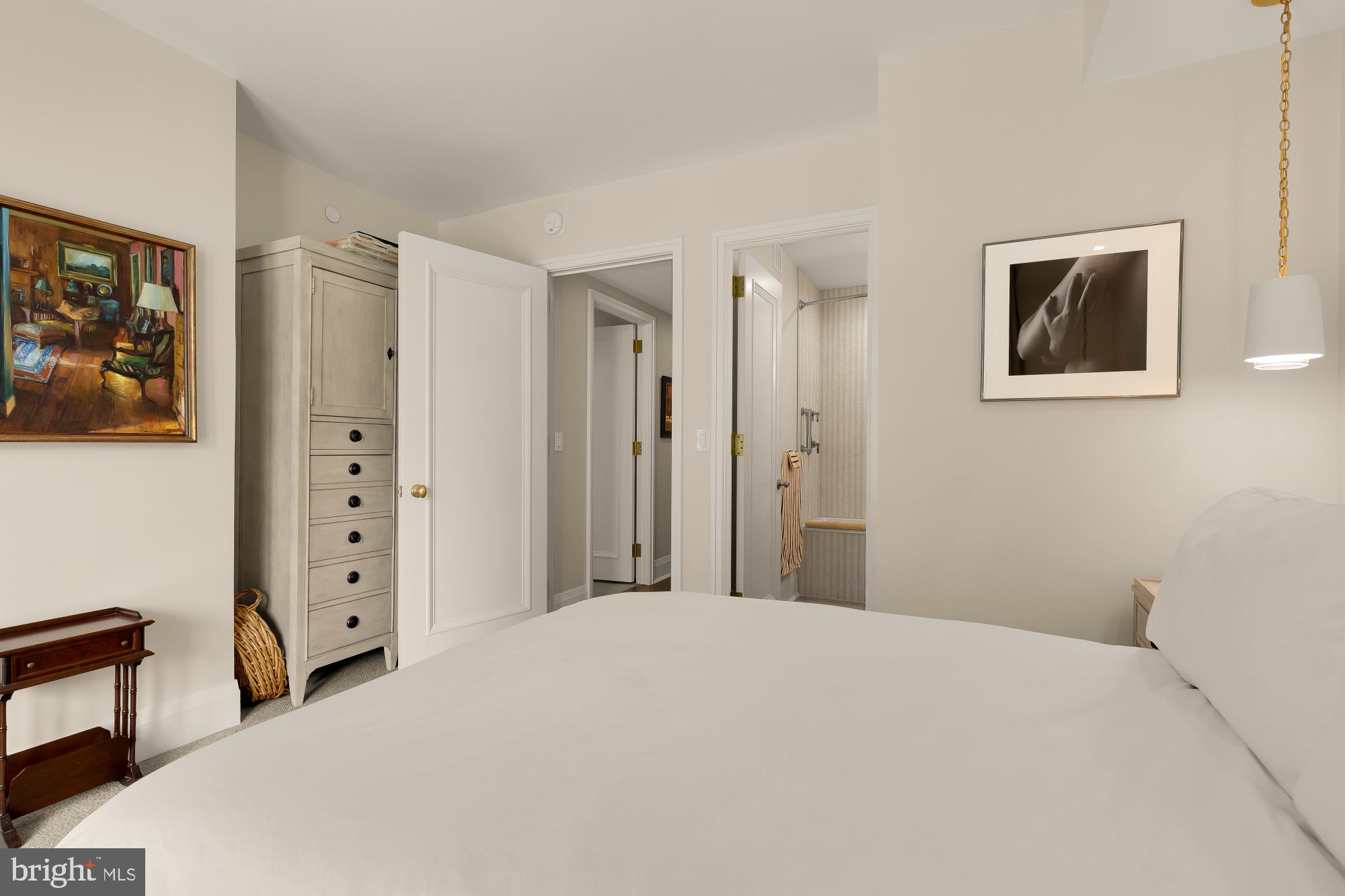 WEST END - Residential