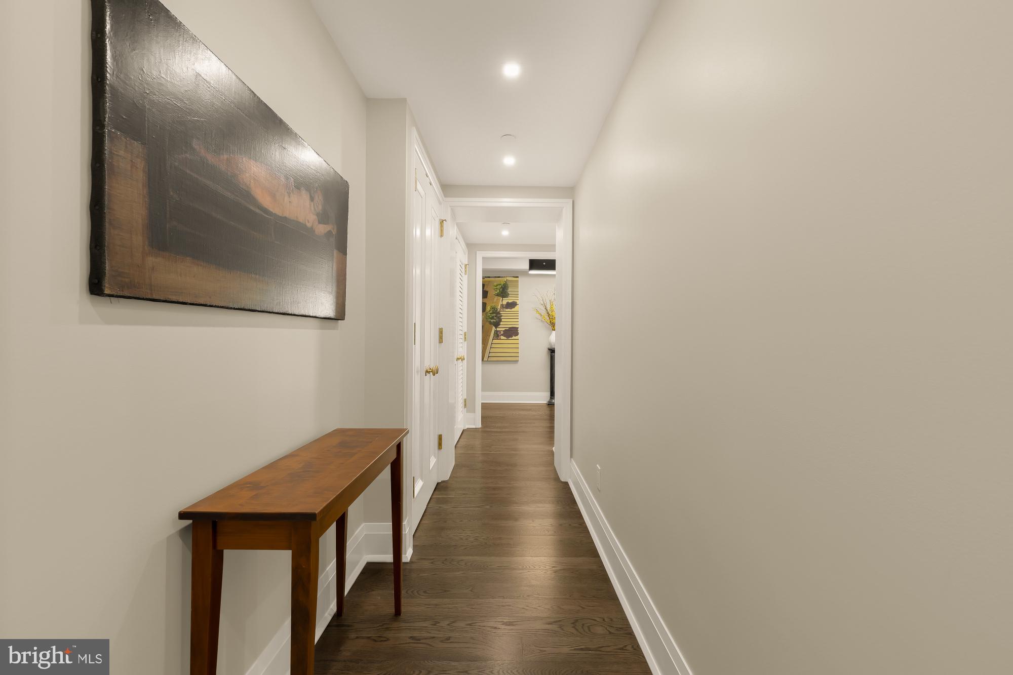 WEST END - Residential