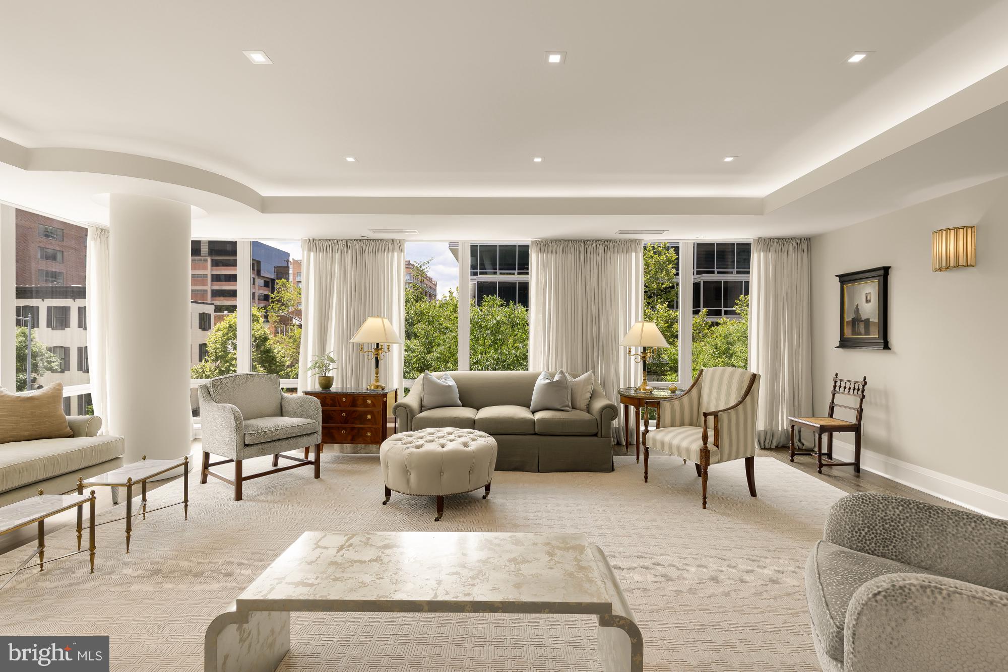 WEST END - Residential