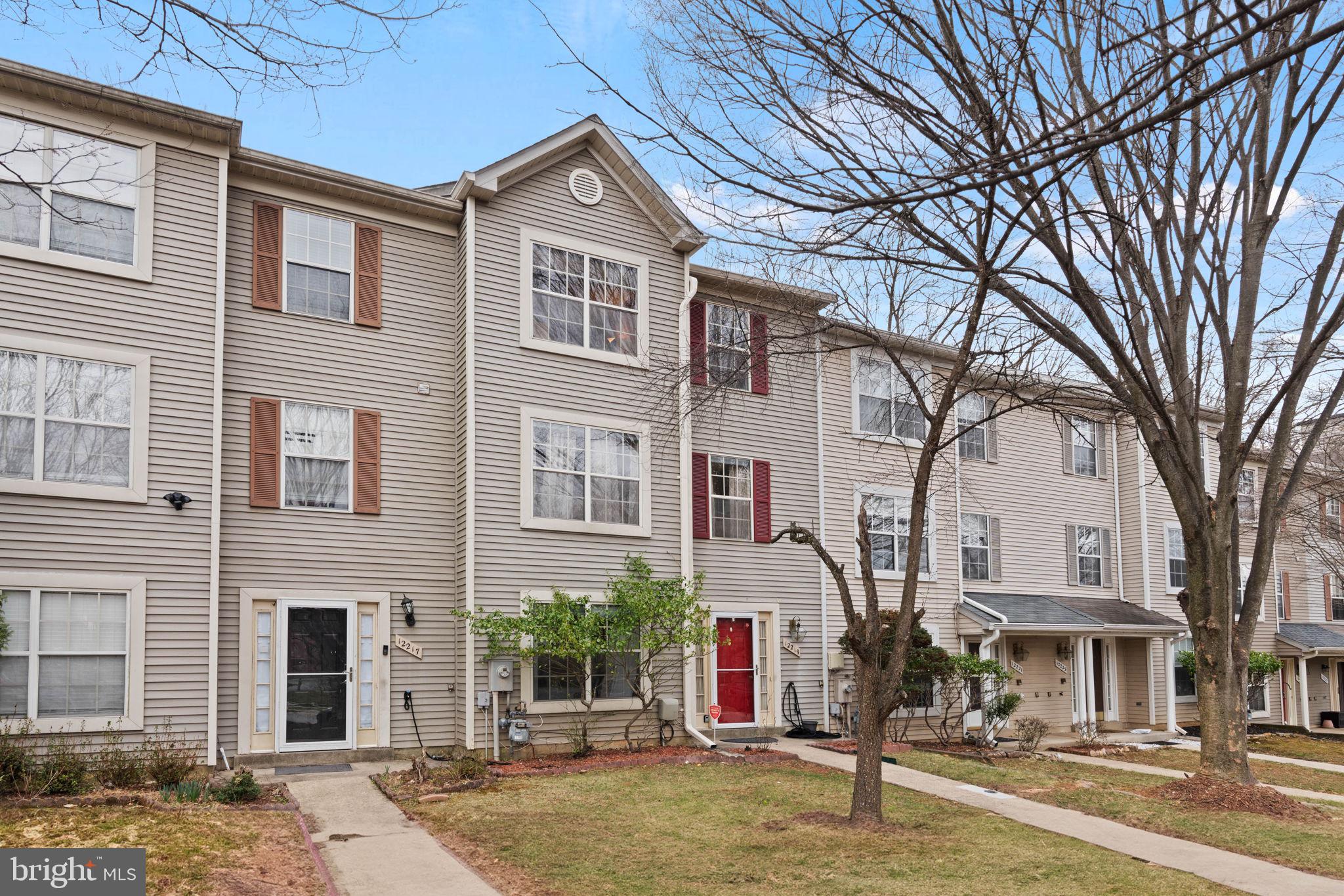 VILLAGE OF HICKORY RIDGE - Residential
