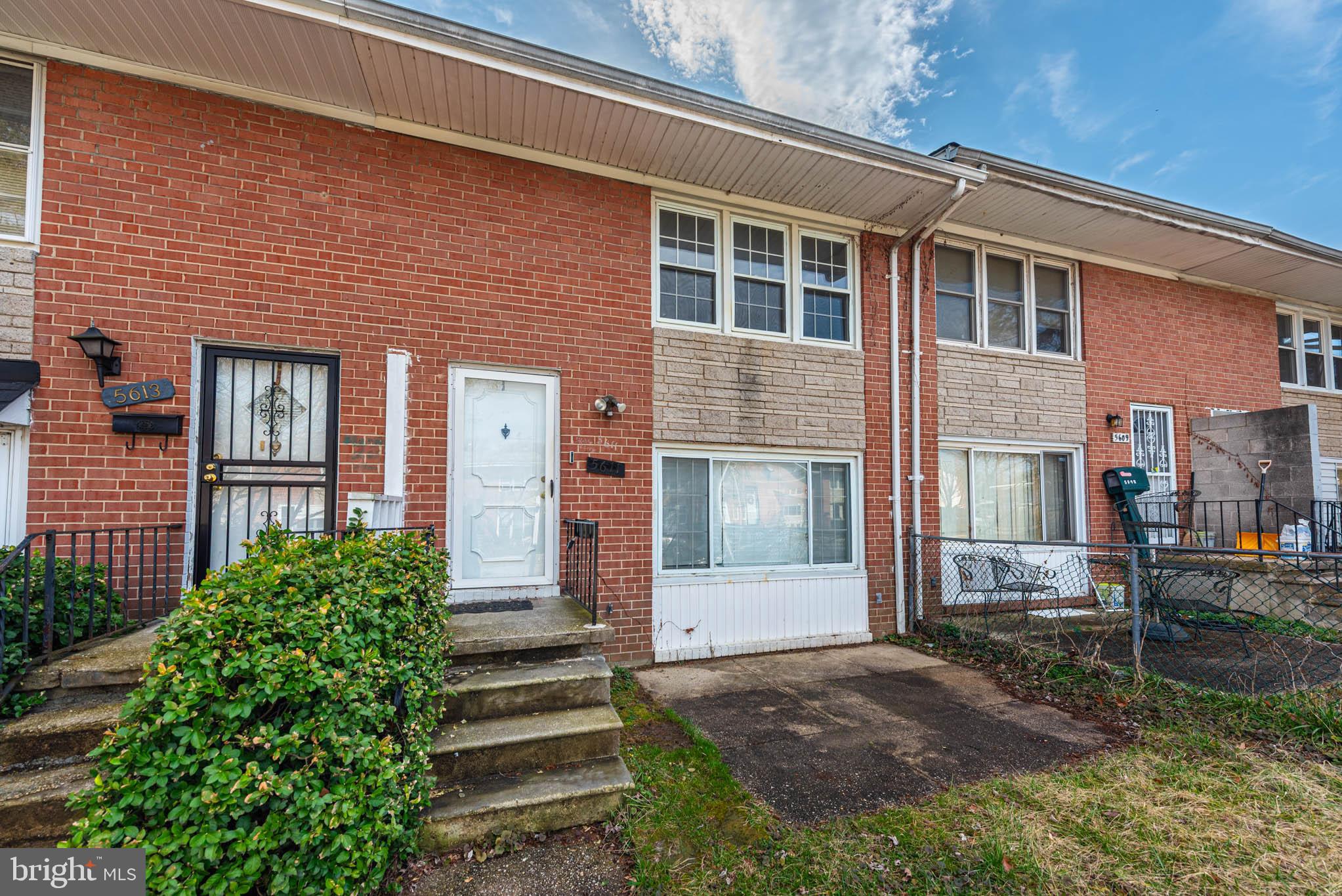 FRANKFORD - Residential Lease