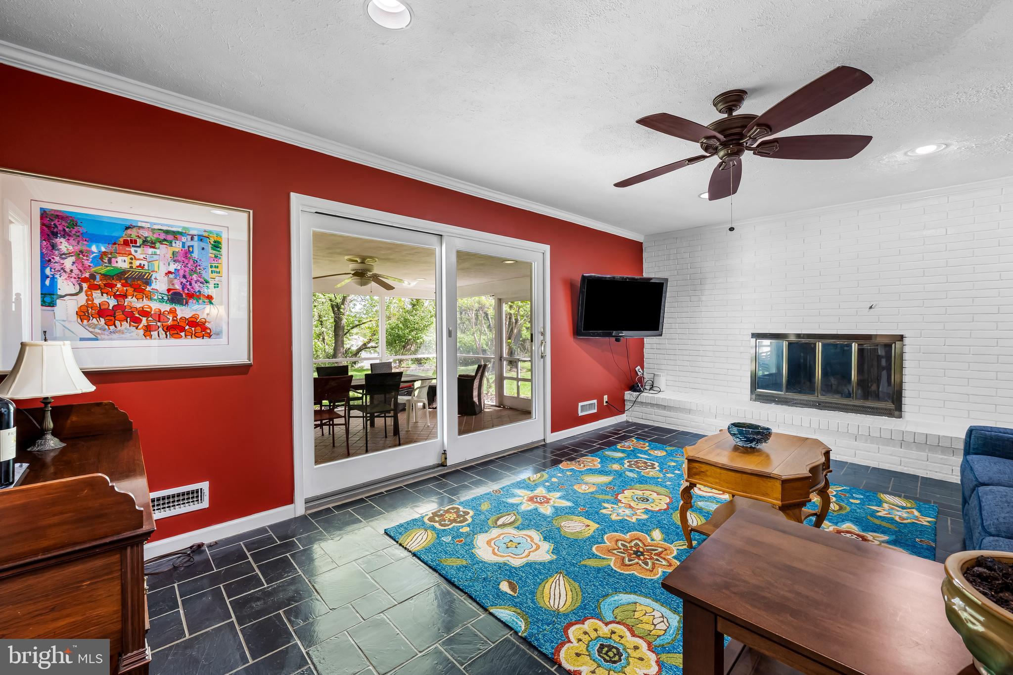 DUMBARTON HEIGHTS - Residential