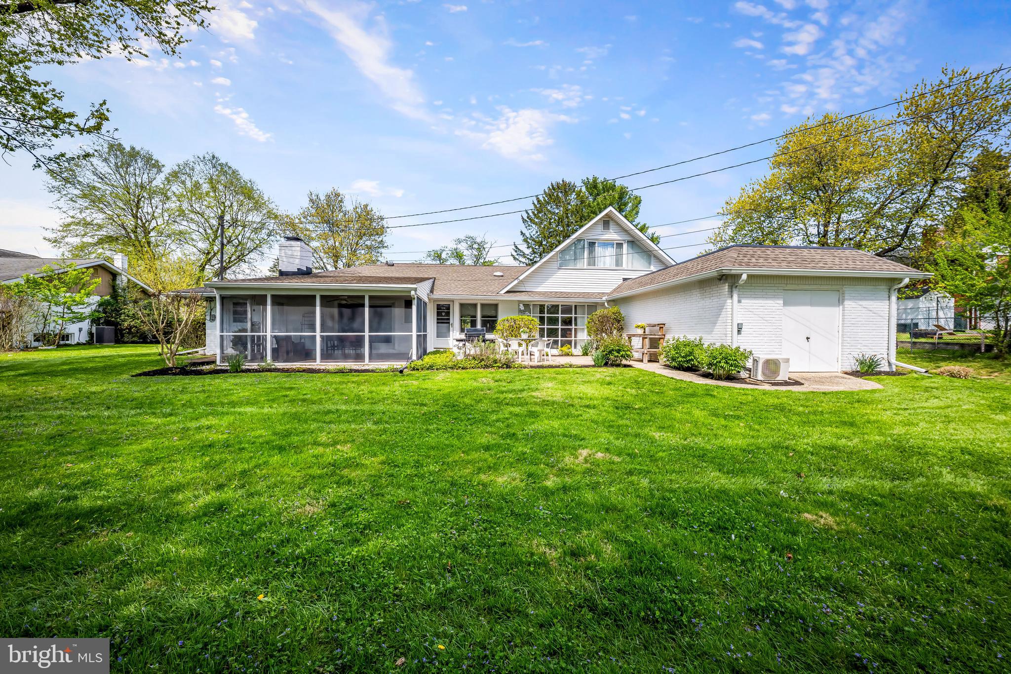DUMBARTON HEIGHTS - Residential