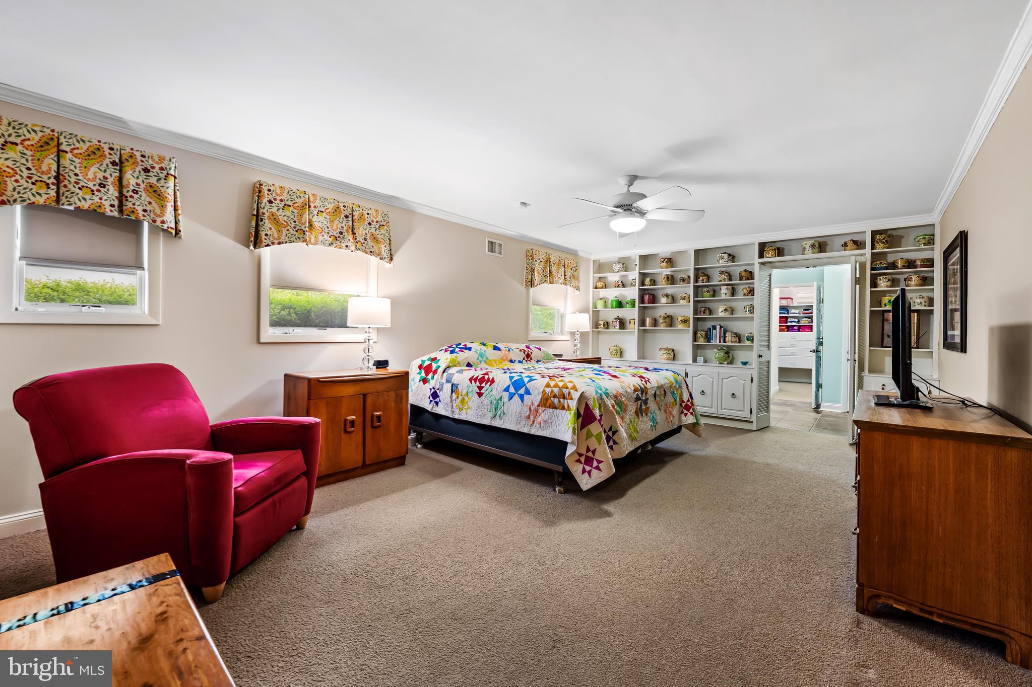 DUMBARTON HEIGHTS - Residential