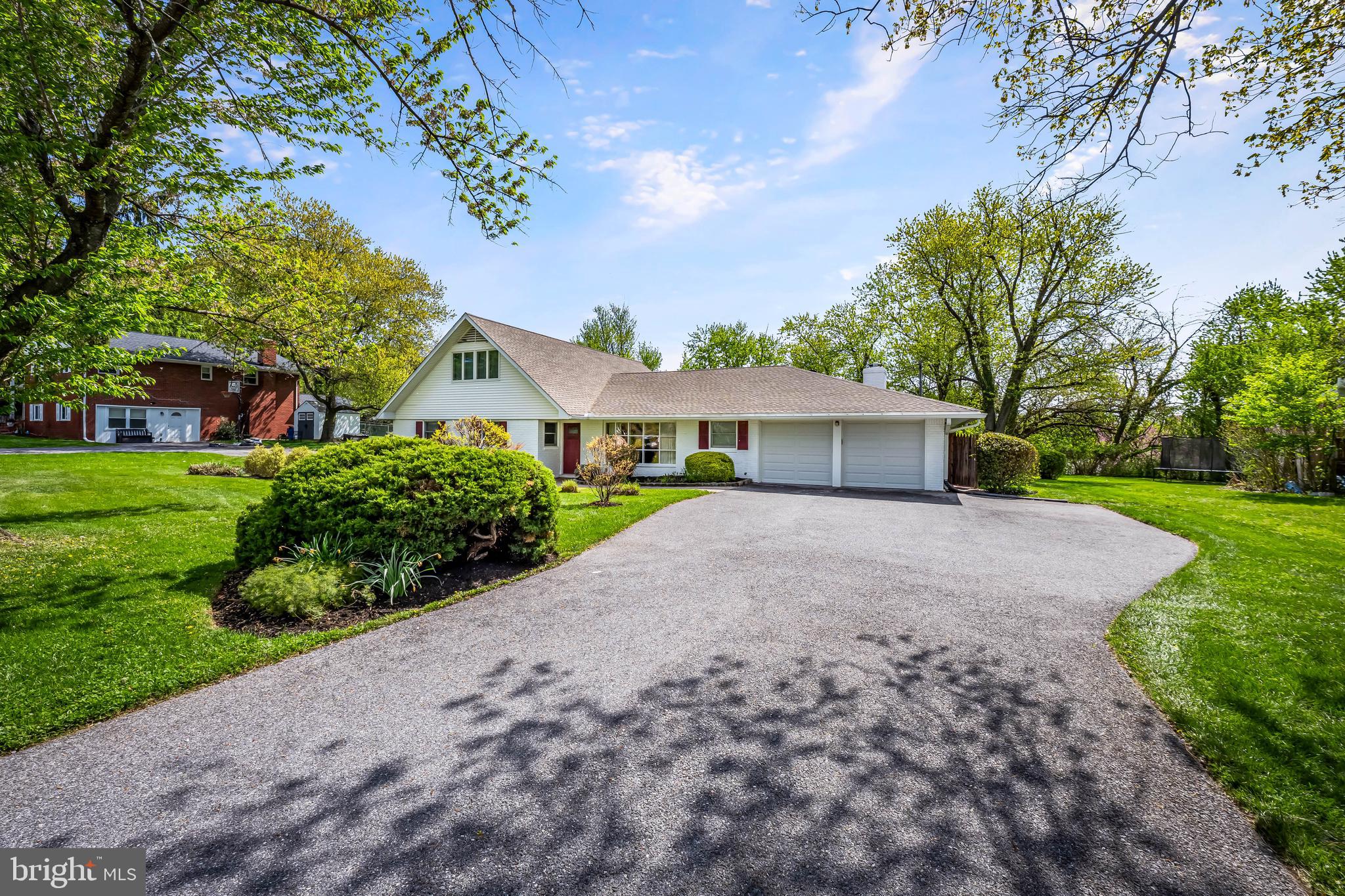 DUMBARTON HEIGHTS - Residential