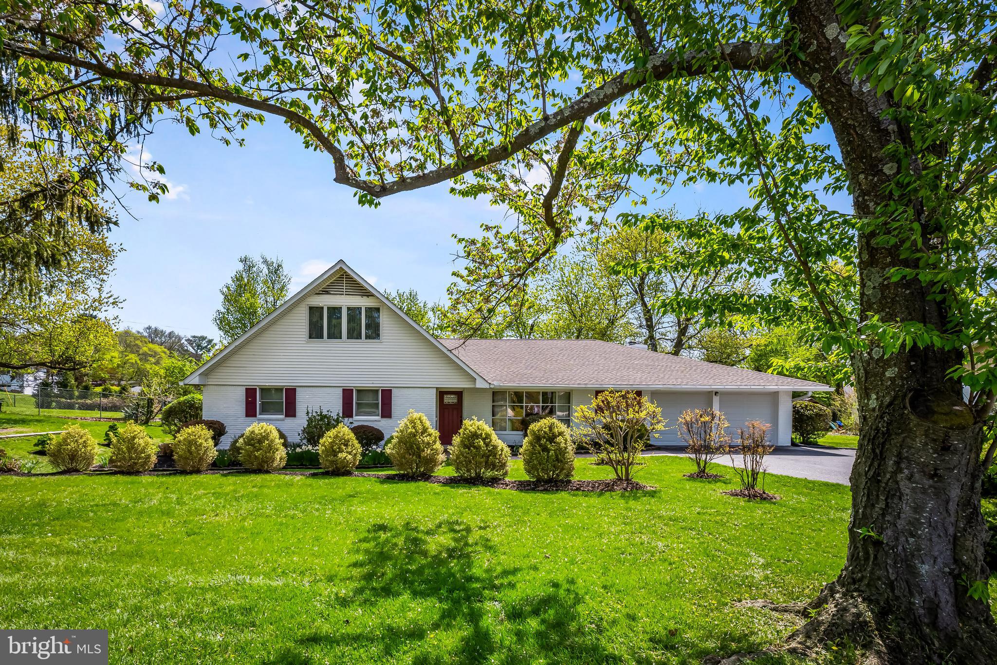 DUMBARTON HEIGHTS - Residential