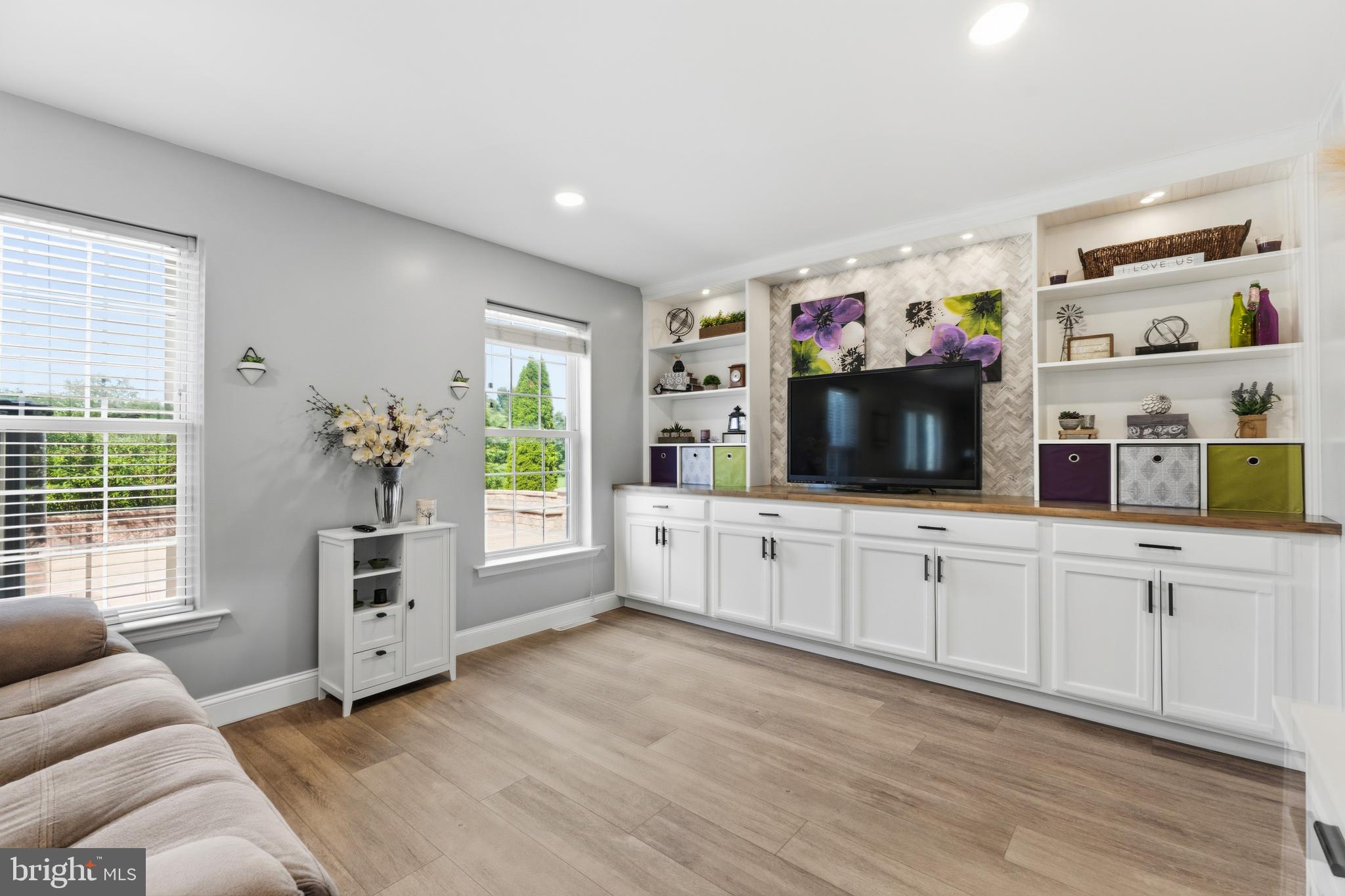 SPRINGFIELD - Residential