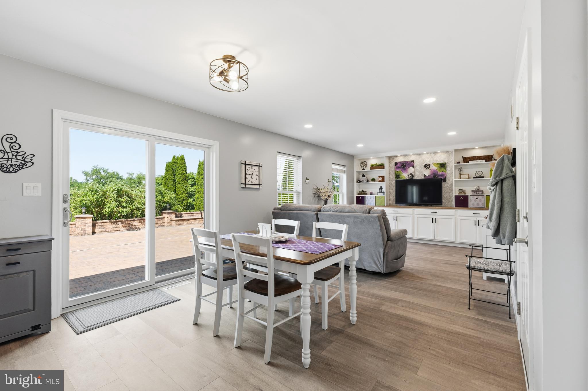 SPRINGFIELD - Residential