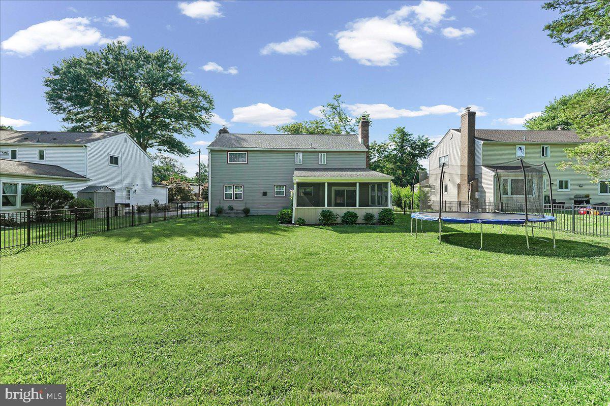 BEATTY HILLS - Residential
