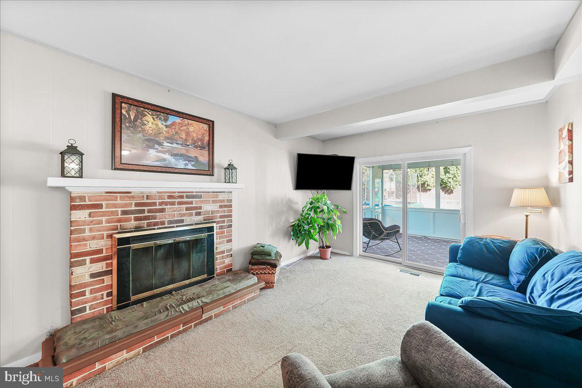 BEATTY HILLS - Residential