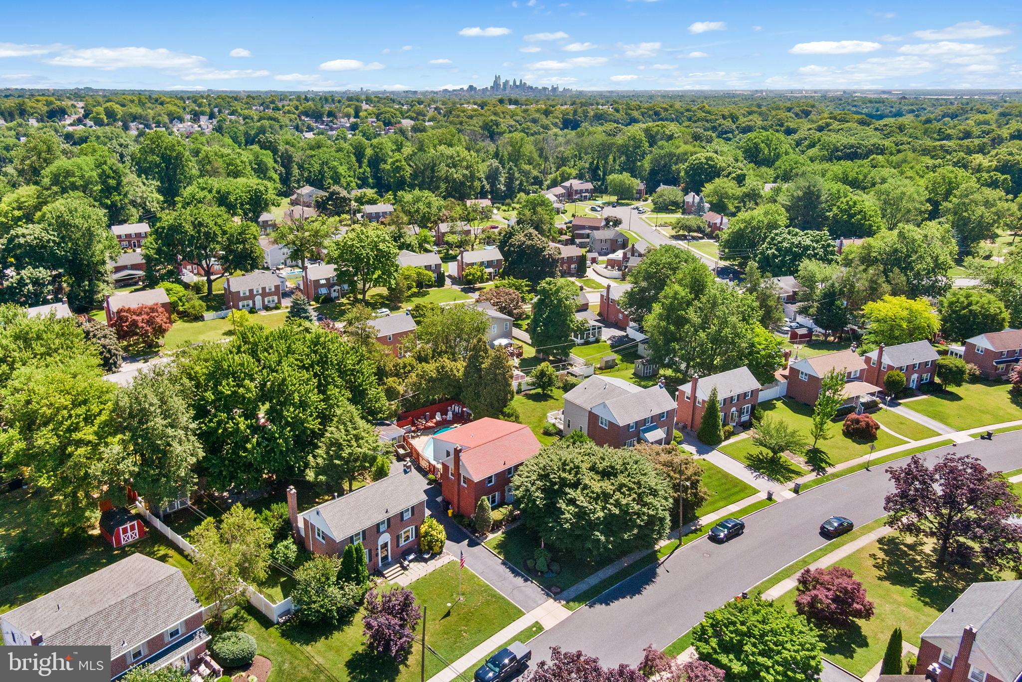 COLONIAL PARK - Residential
