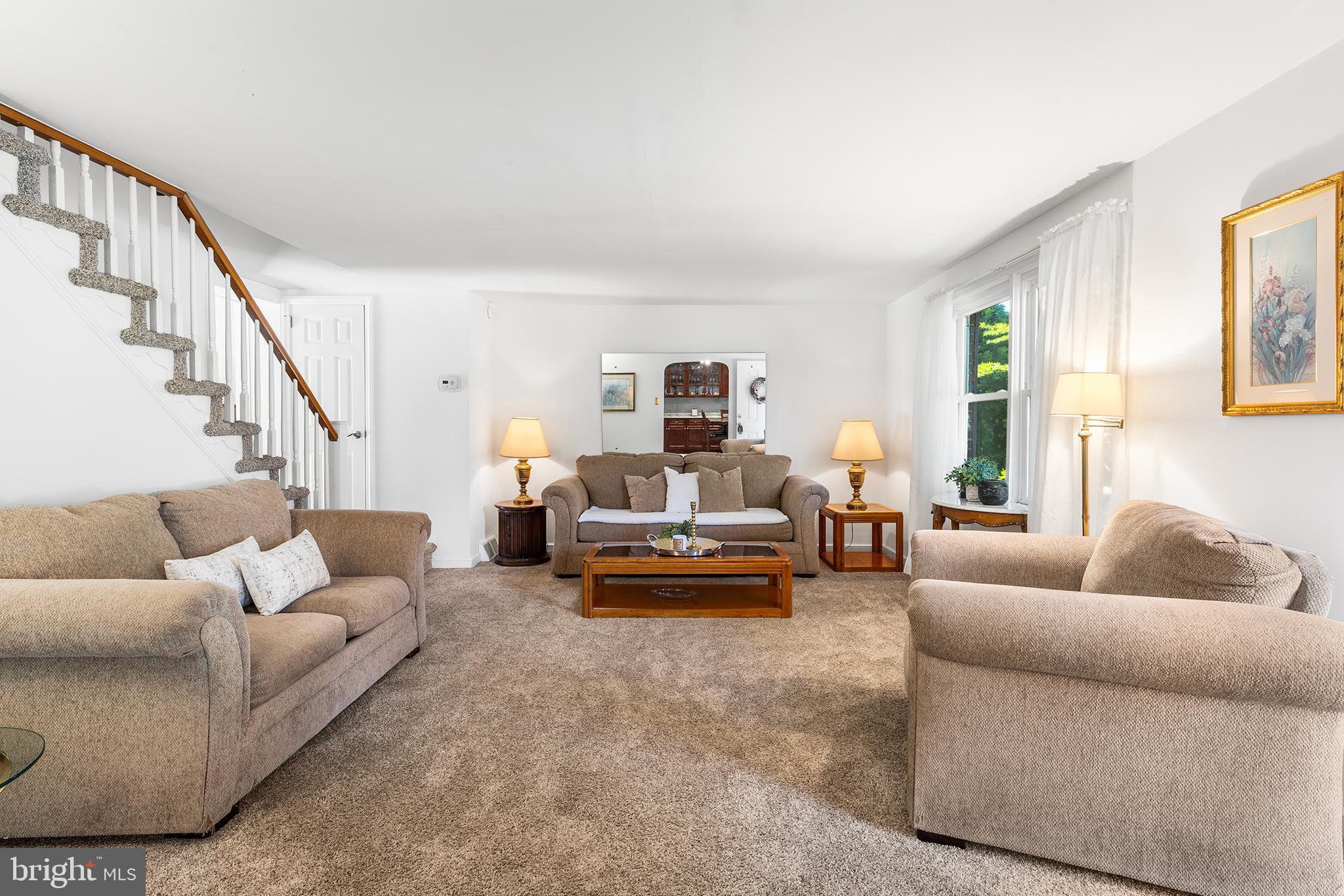 COLONIAL PARK - Residential