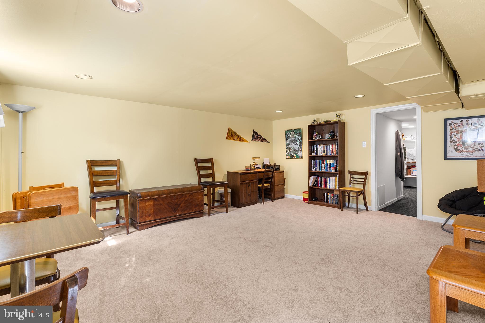 COLONIAL PARK - Residential