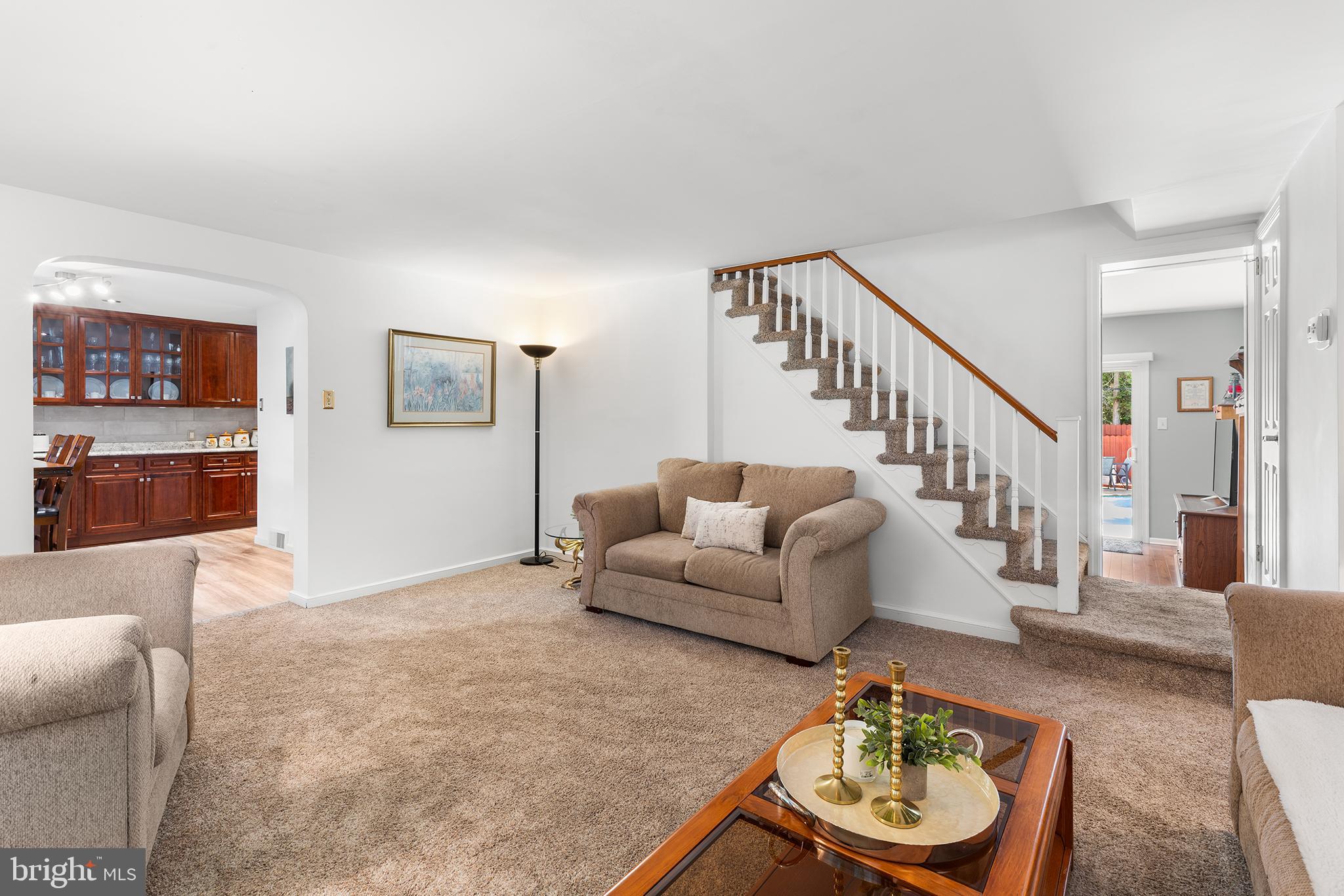 COLONIAL PARK - Residential