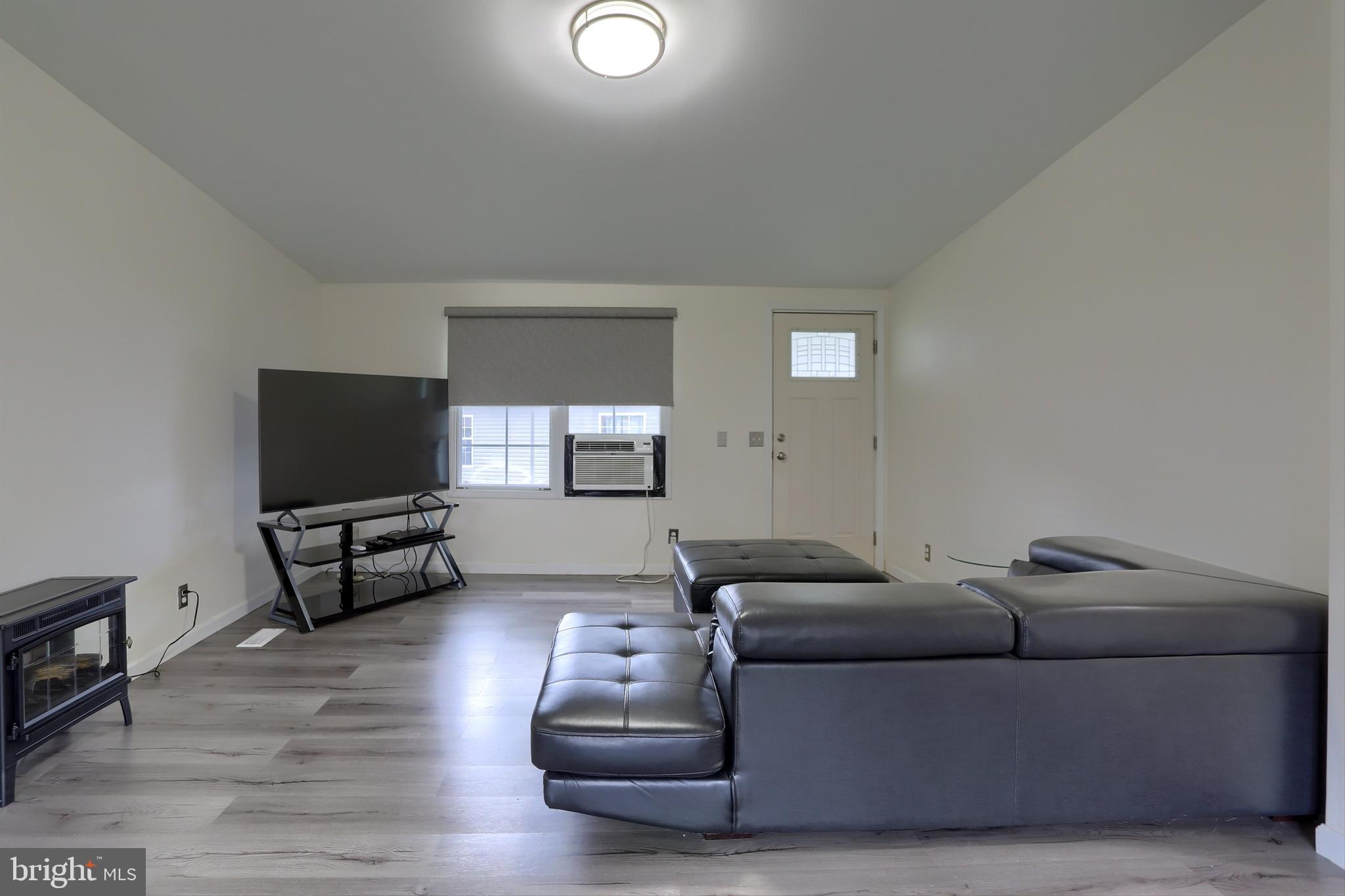 CHESAPEAKE ESTATES - Residential