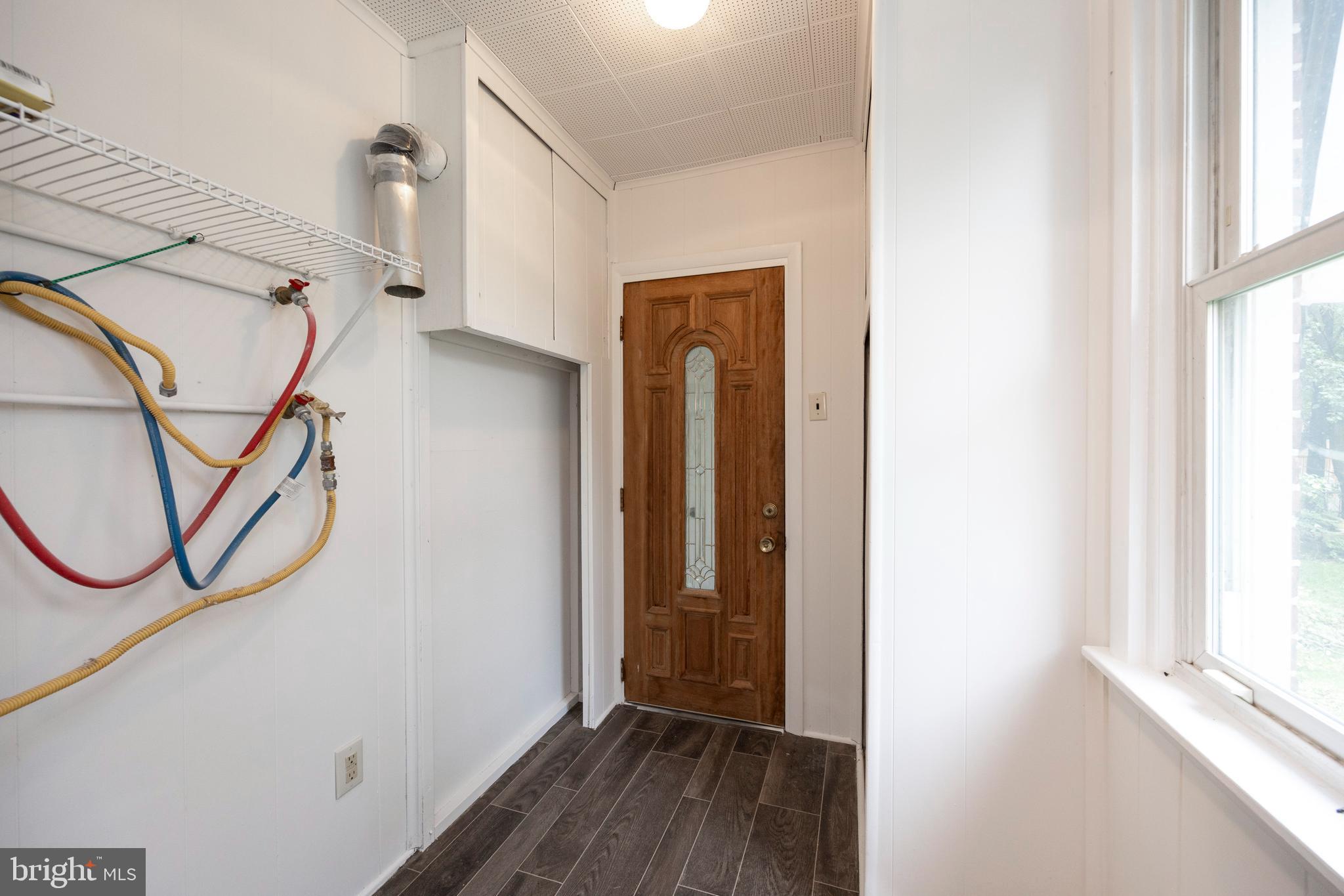 WESTINGHOUSE VLG - Residential