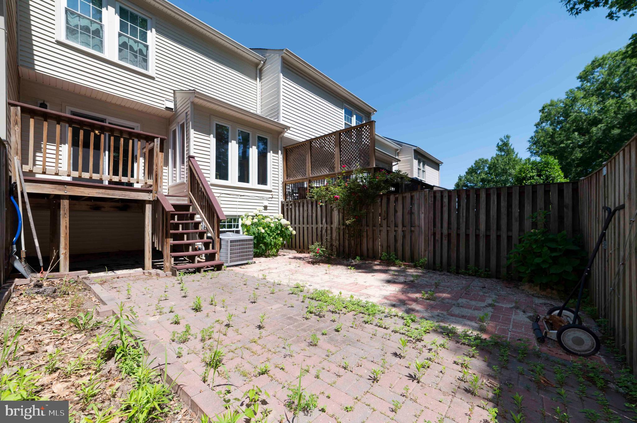 LITTLE ROCKY RUN - Residential