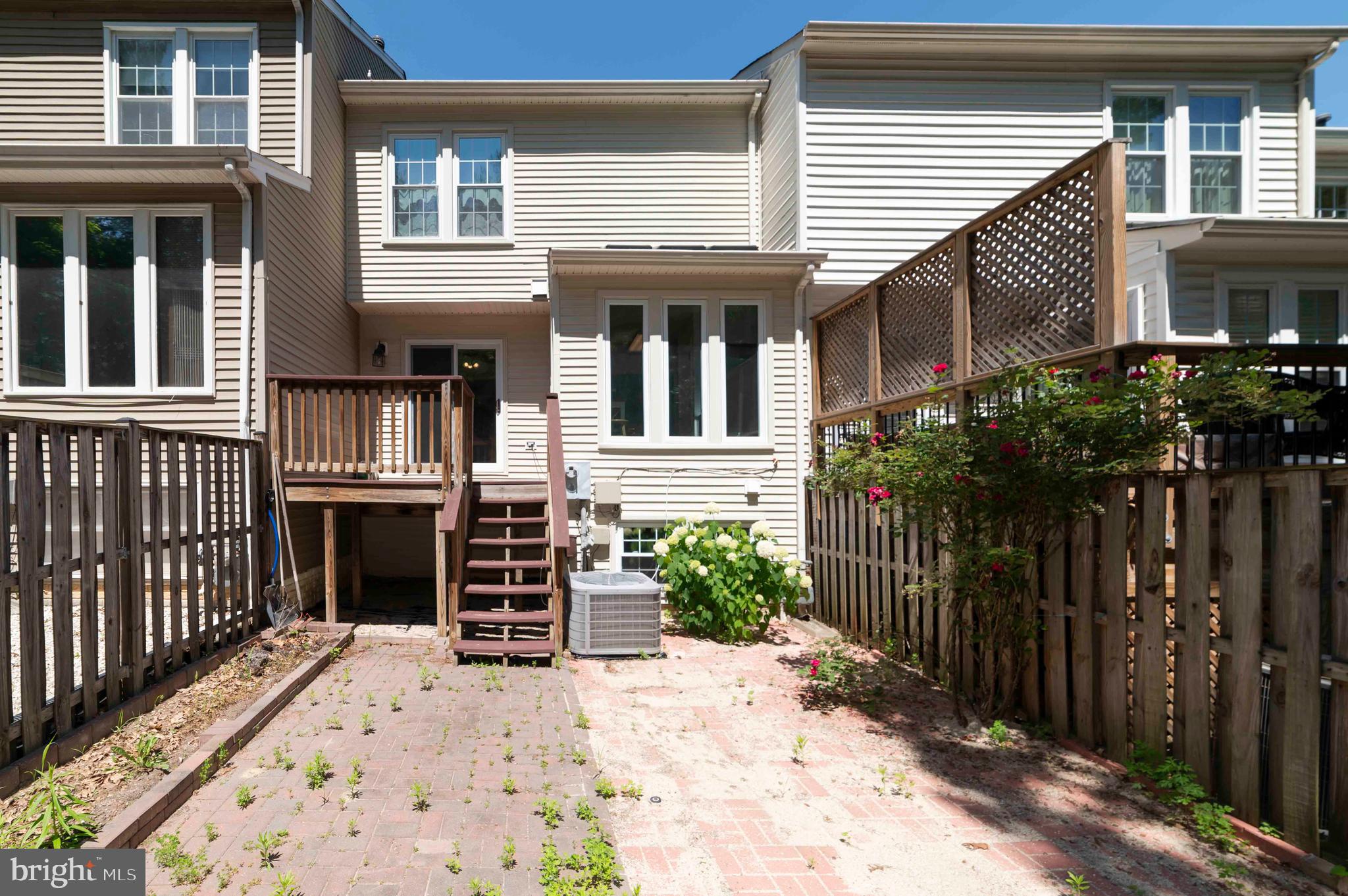 LITTLE ROCKY RUN - Residential