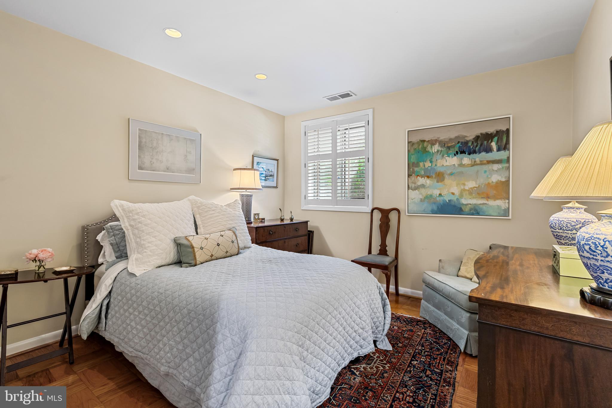 CROSS KEYS - Residential