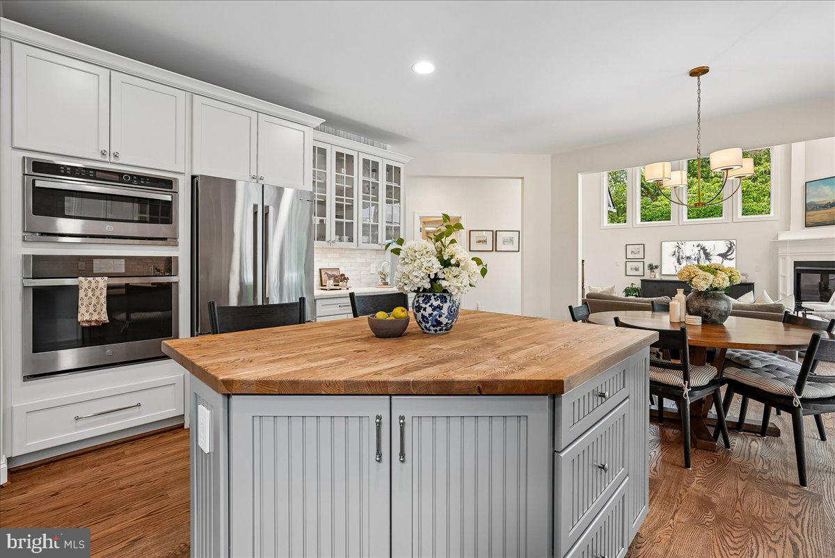 RIVER CREEK - Residential