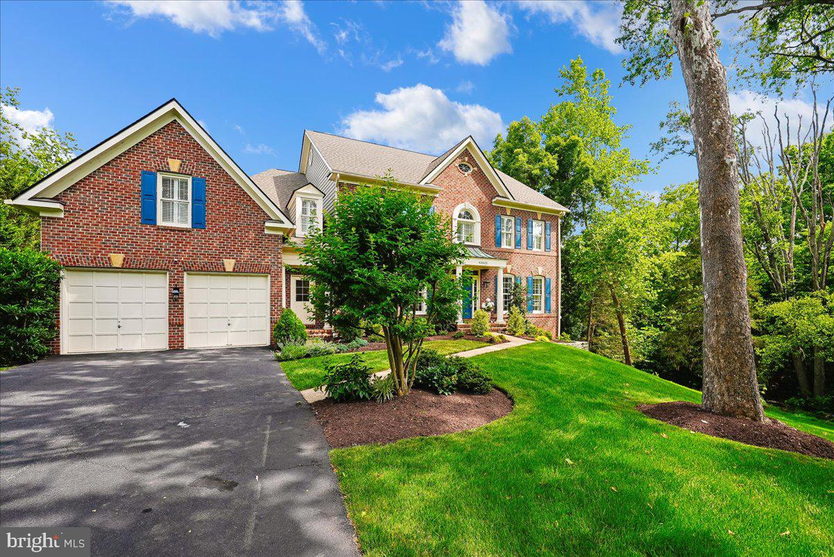 RIVER CREEK - Residential
