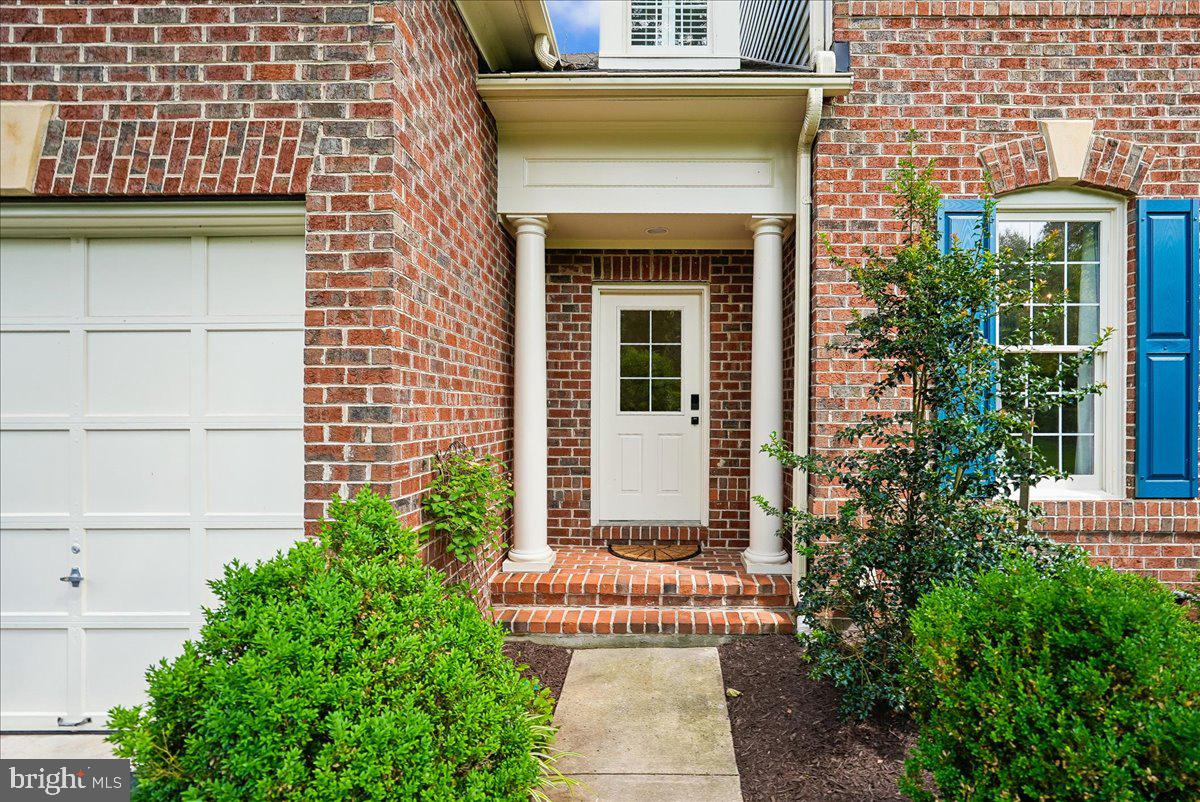 RIVER CREEK - Residential