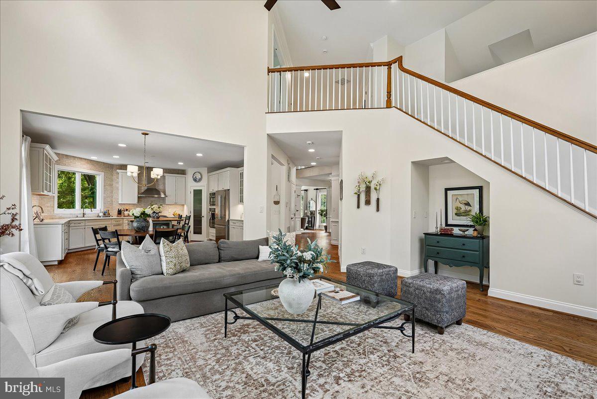 RIVER CREEK - Residential