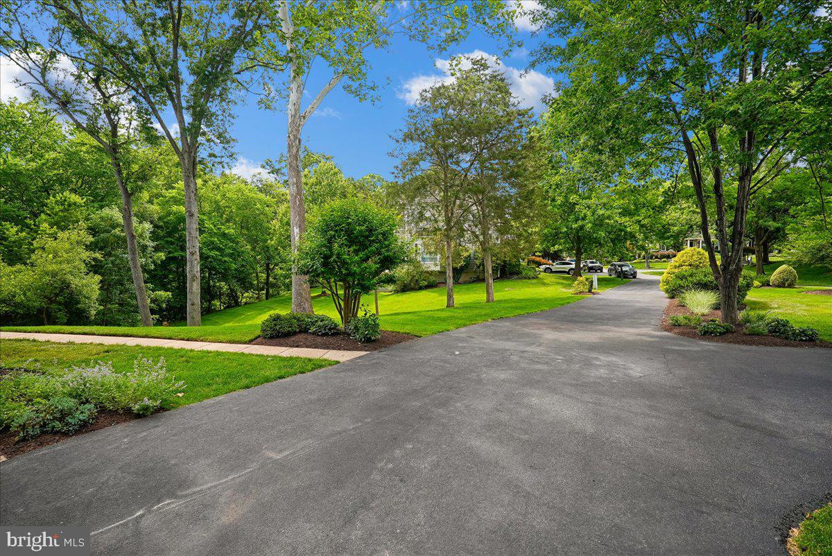 RIVER CREEK - Residential