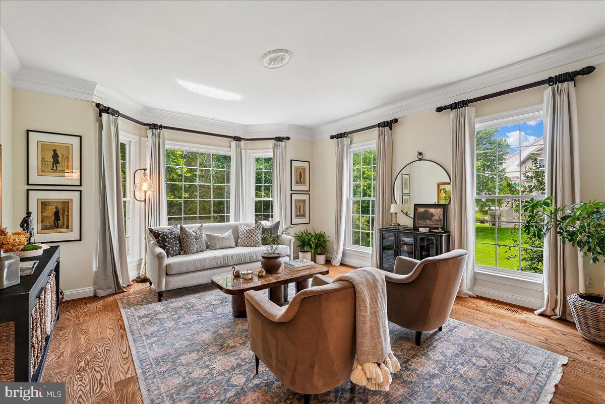 RIVER CREEK - Residential