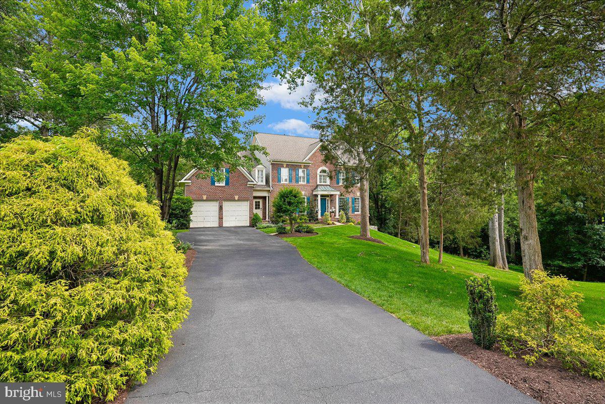 RIVER CREEK - Residential