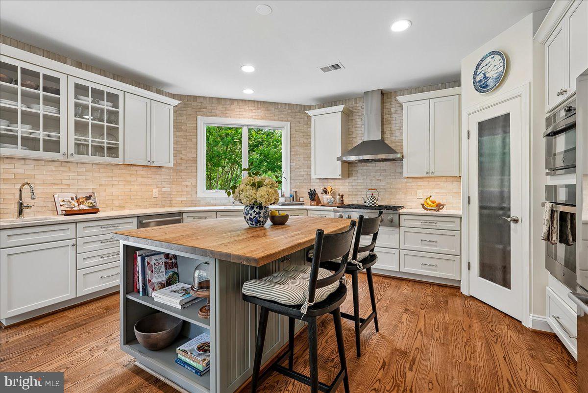 RIVER CREEK - Residential